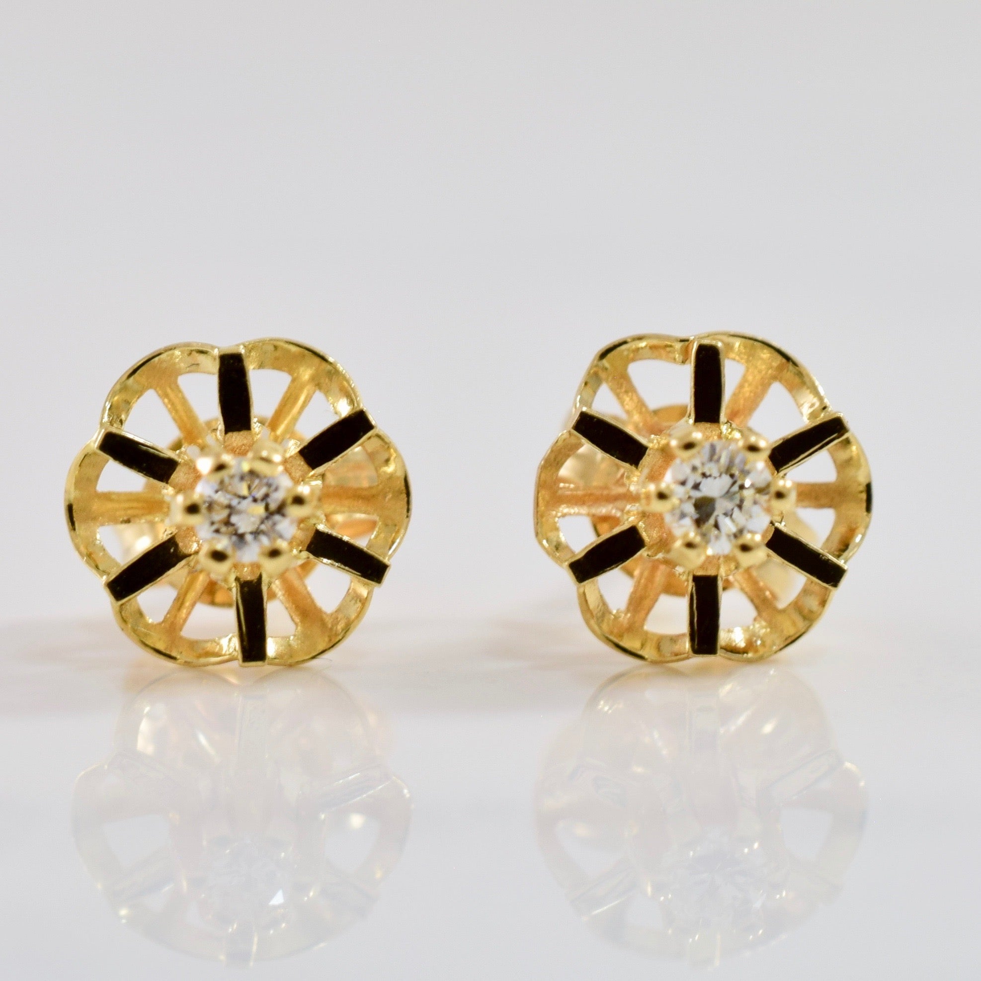 Yellow Gold Diamond Stud Earrings | 0.06 ctw |