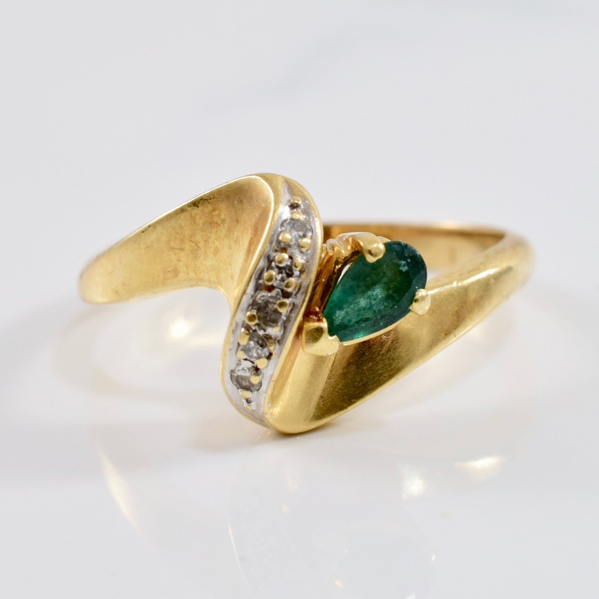 Bypass Emerald and Diamond Ring | 0.03 ctw SZ 6.5 |