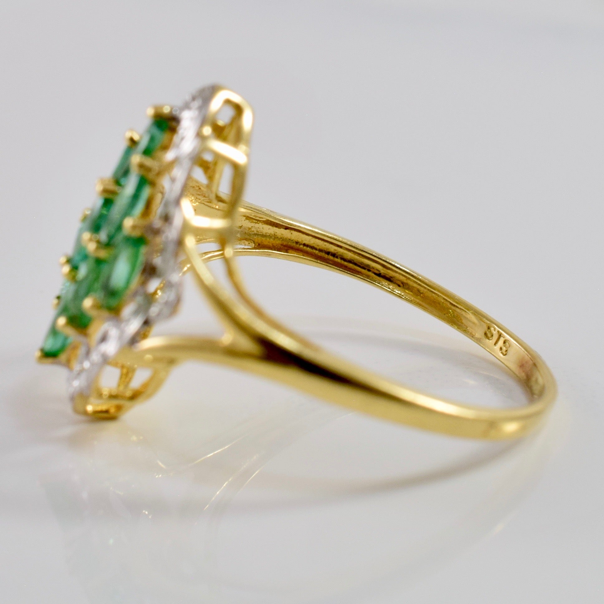 Emerald Cluster Shield Ring | 0.01 ctw SZ 7 |