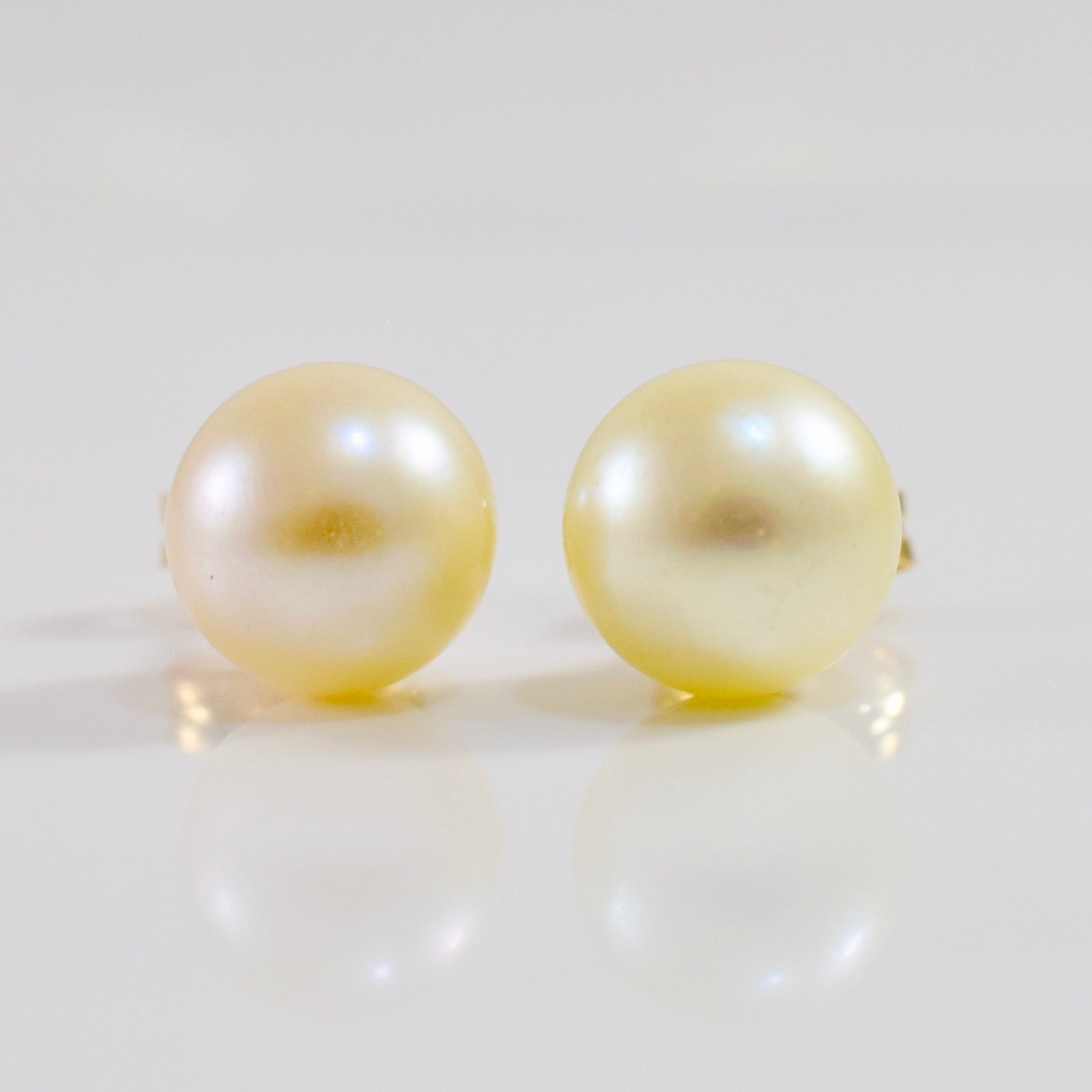Pearl Stud Earrings | 3.80ctw |