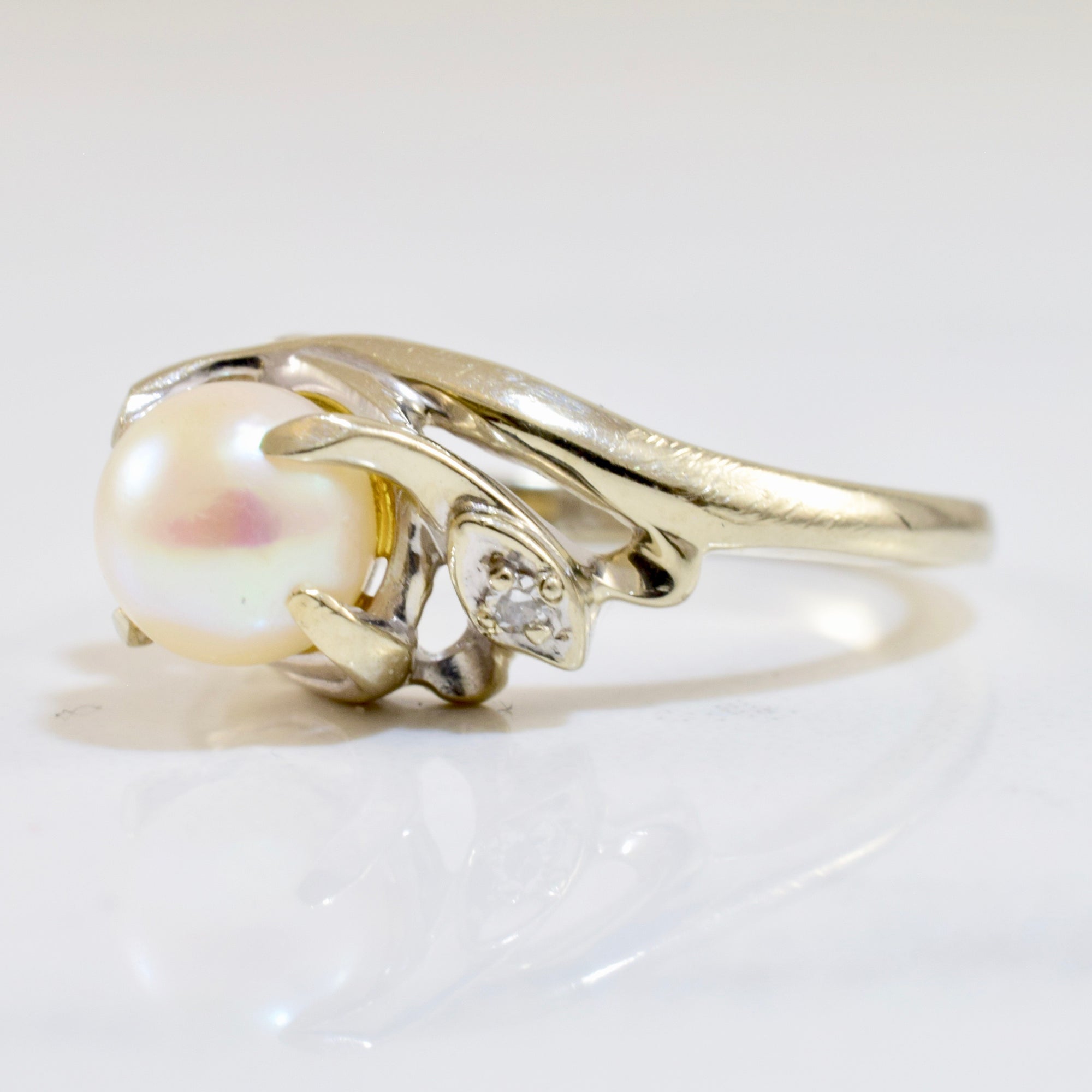 Pearl and Diamond Ring | 0.01 ctw SZ 4.25 |