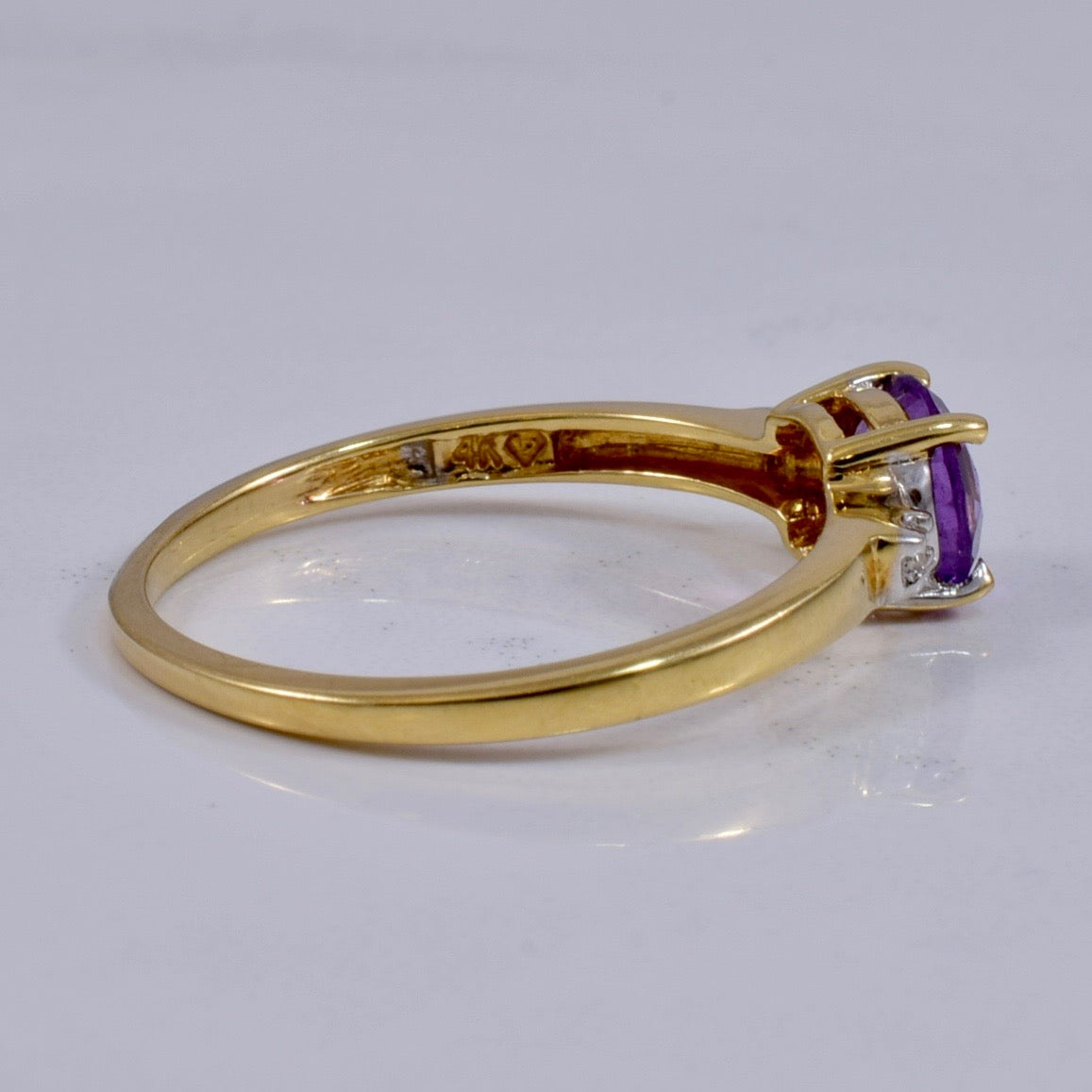 Solitary Amethyst with Diamond Accent Ring | 0.02 ctw SZ 7 |