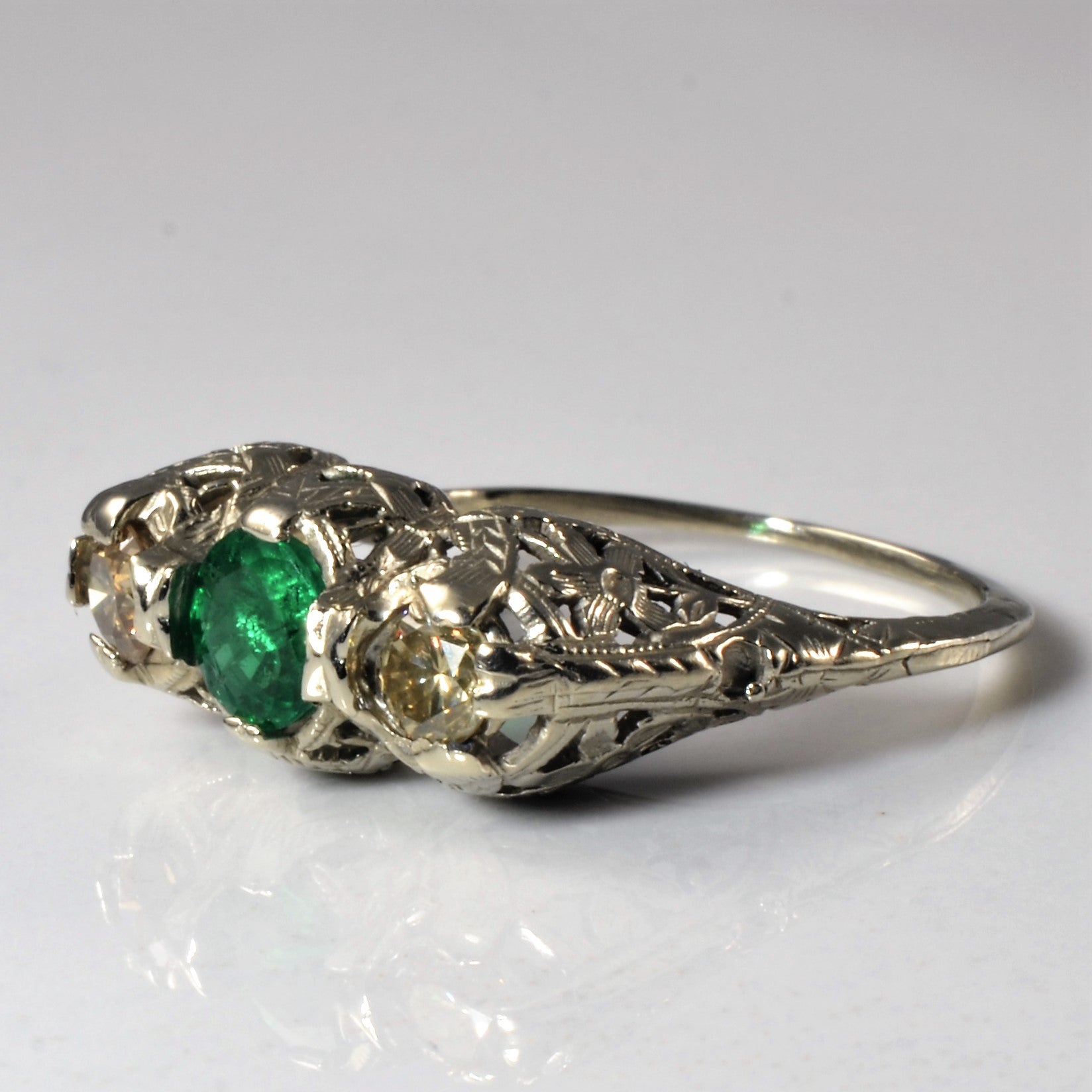 Art Deco Champagne Diamond & Emerald Ring | 0.36ctw, 0.30ct | SZ 6.25 |