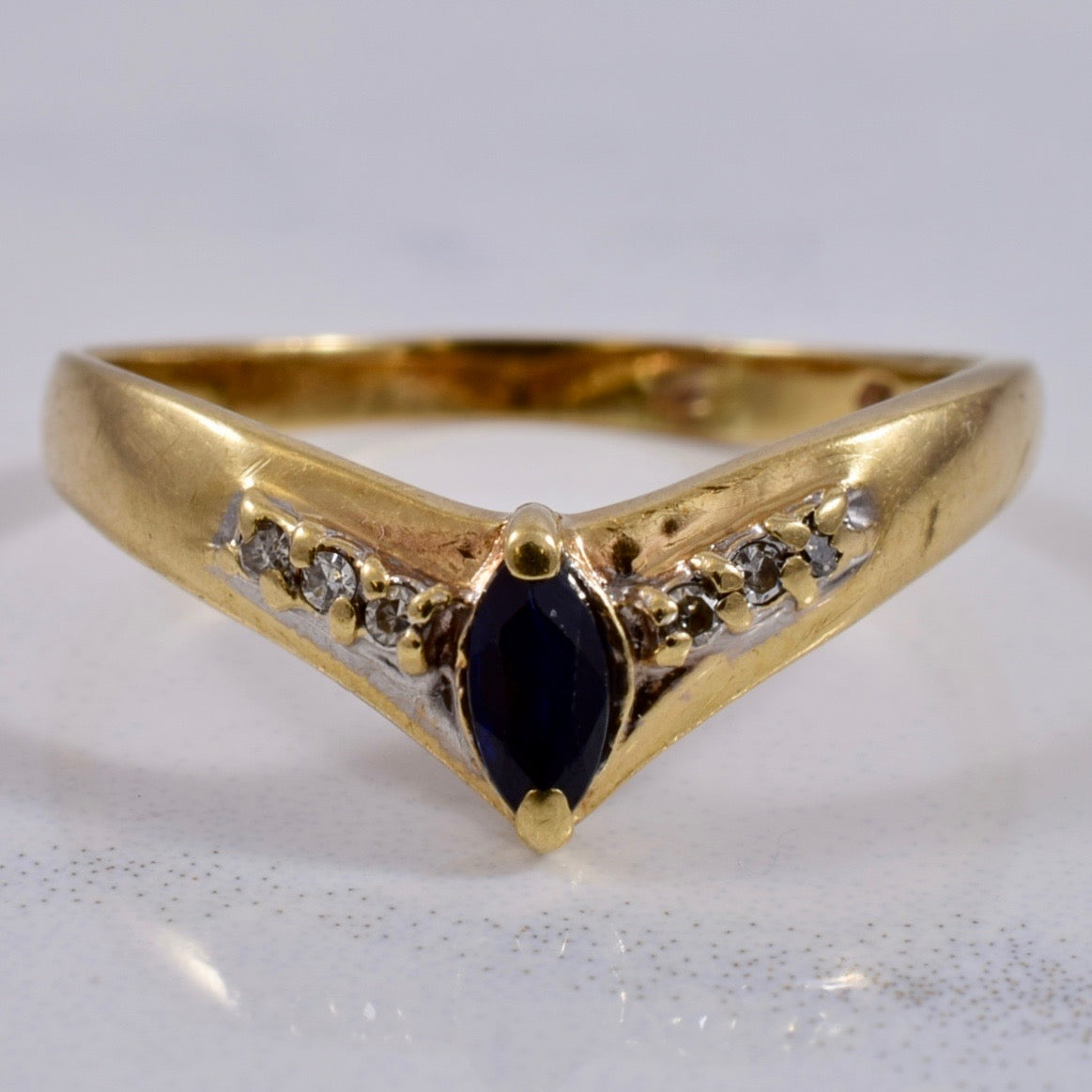 Chevron Sapphire Ring | 0.03 ctw SZ 5.75 |