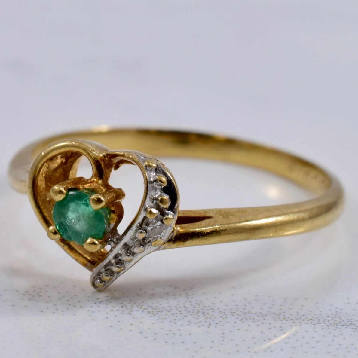 Heart Shaped Ring with Emerald and Diamonds | 0.01 ctw SZ 5 |