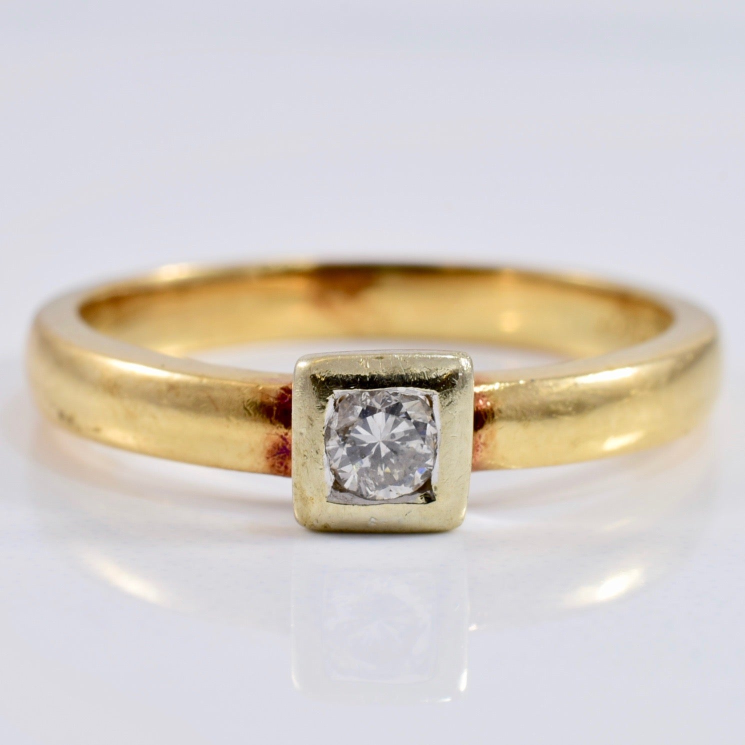 Bezel Set Diamond Ring | 0.10 ctw SZ 6.25 |