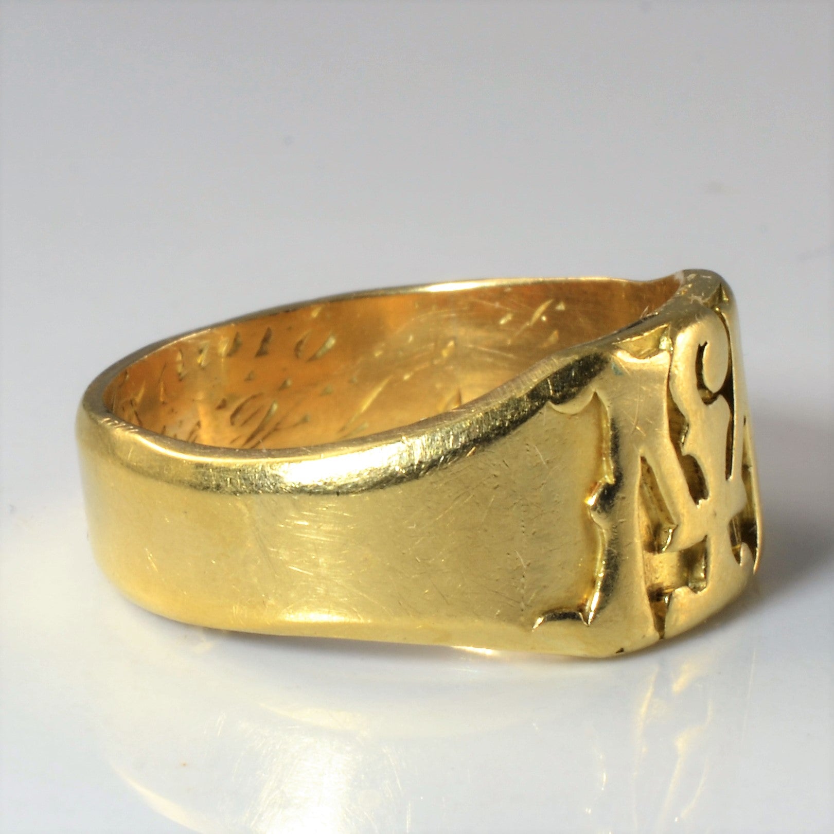 Victorian Signet Ring | SZ 6.75 |