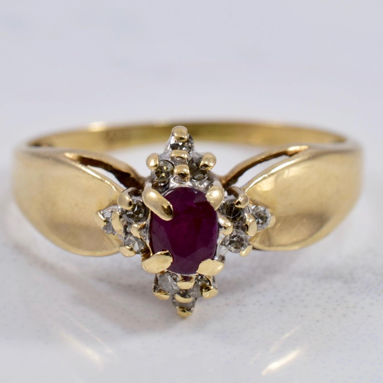 Ruby and Diamond Ring | 0.06 ctw SZ 5.5 |