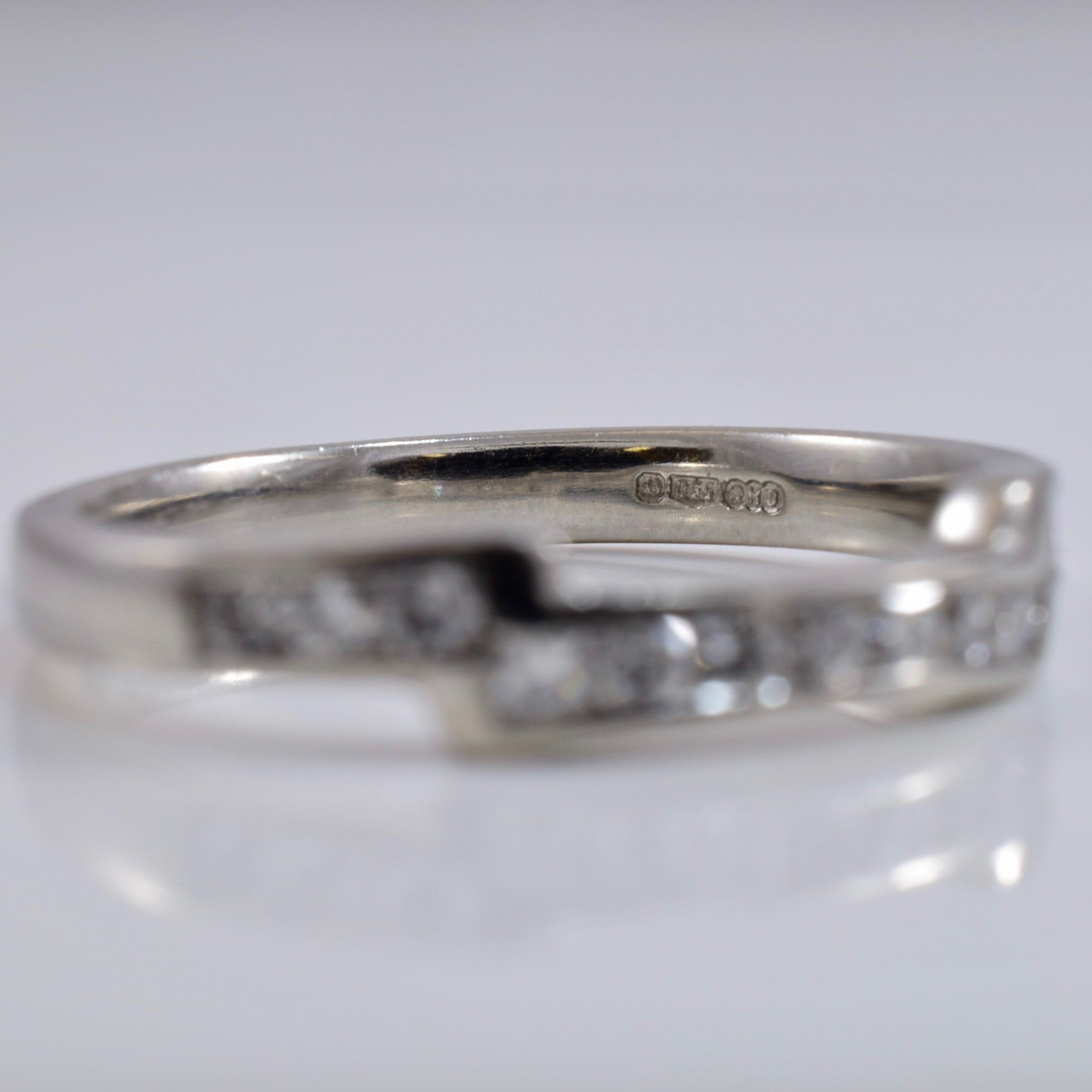 Platinum and Diamond Band | 0.28 ctw SZ 7 |