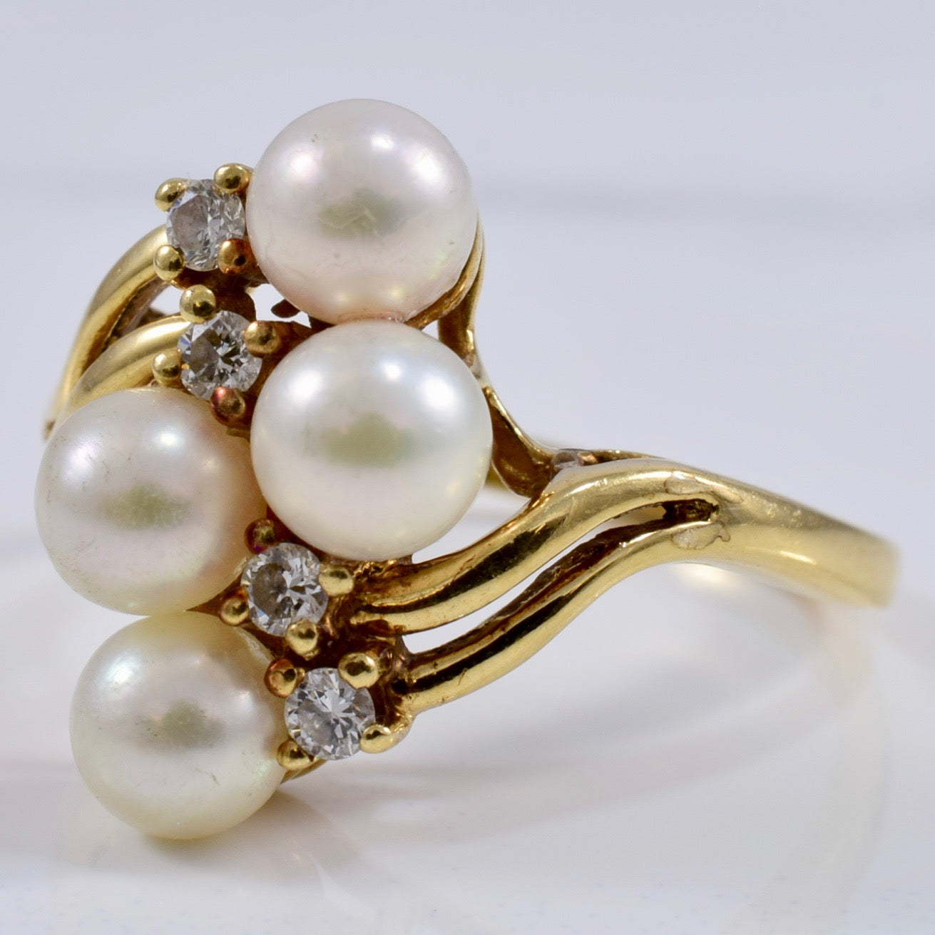 Pearl and Diamond By Pass Ring | 0.12 ctw SZ 7.5 |