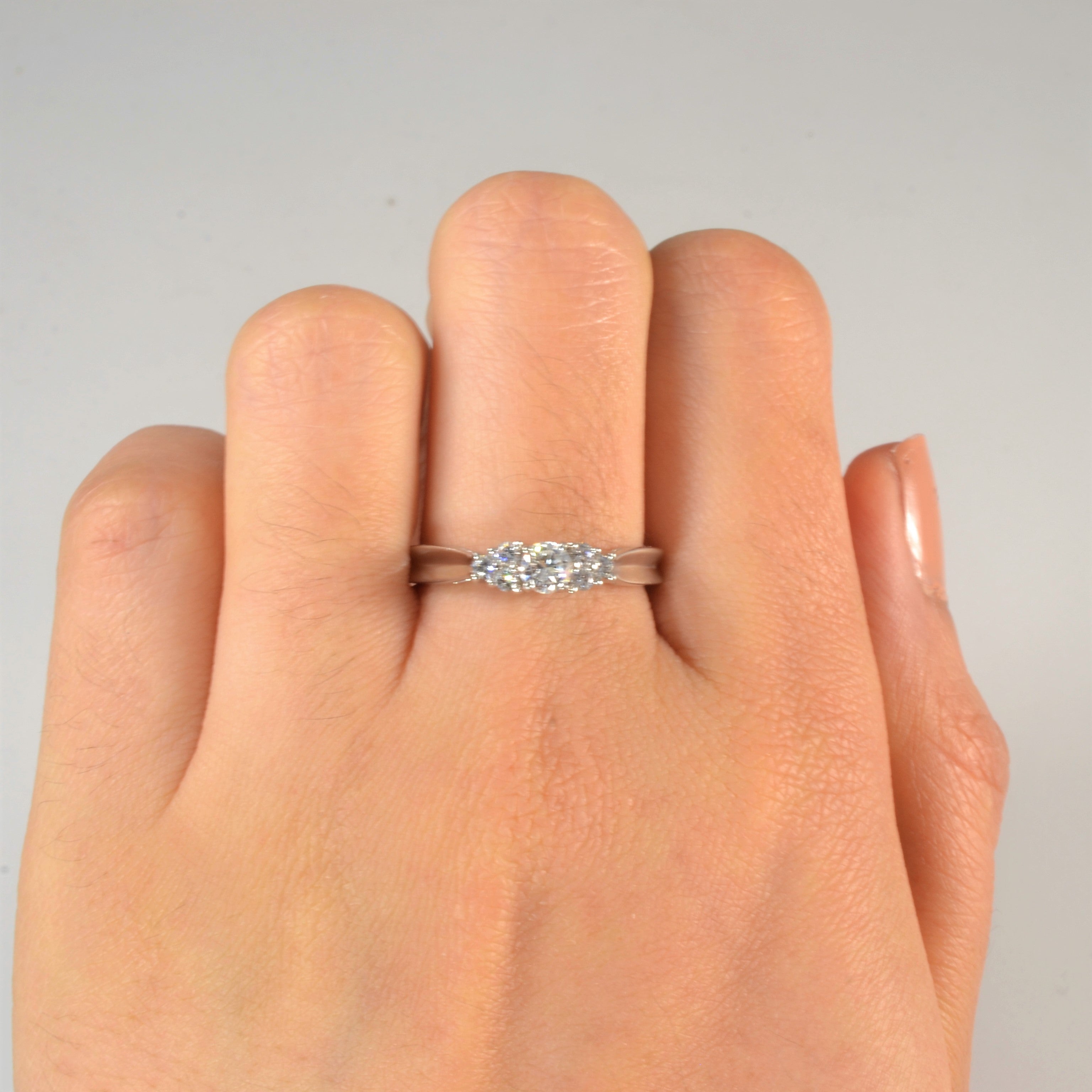 Petite Platinum Engagement Ring | 0.35ctw | SZ 7.25 |