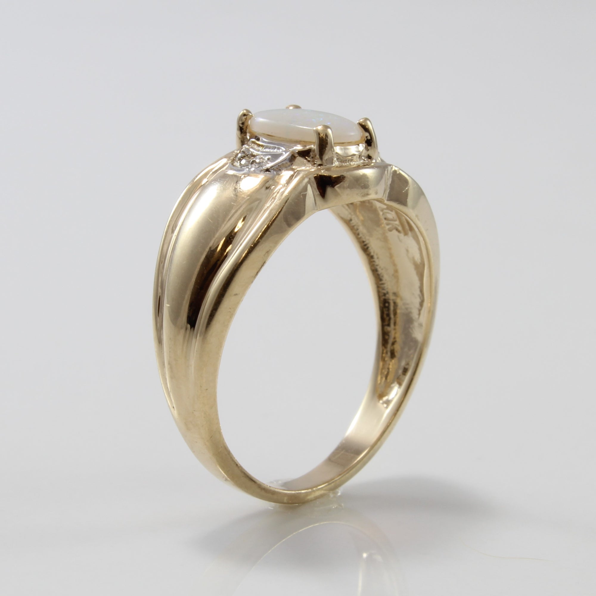 Opal Cabochon & Diamond Ring | 0.30ct, 0.01ctw | SZ 6.75 |