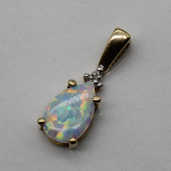 Opal & Diamond Pendant | 0.30ct, 0.01ct |
