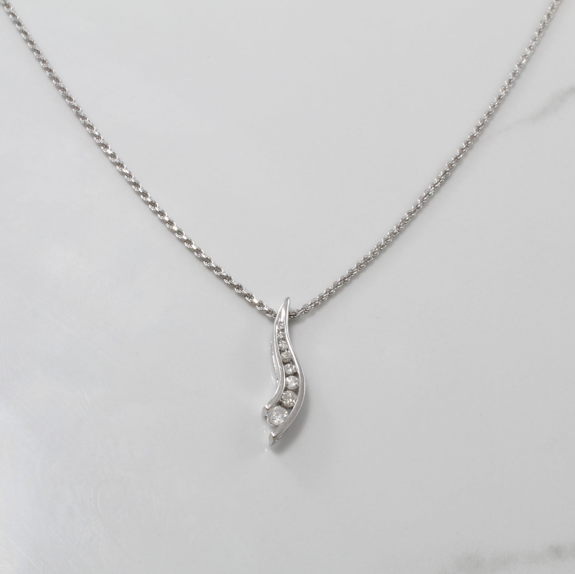 Channel Set Diamond Journey Necklace | 0.25ctw | 16