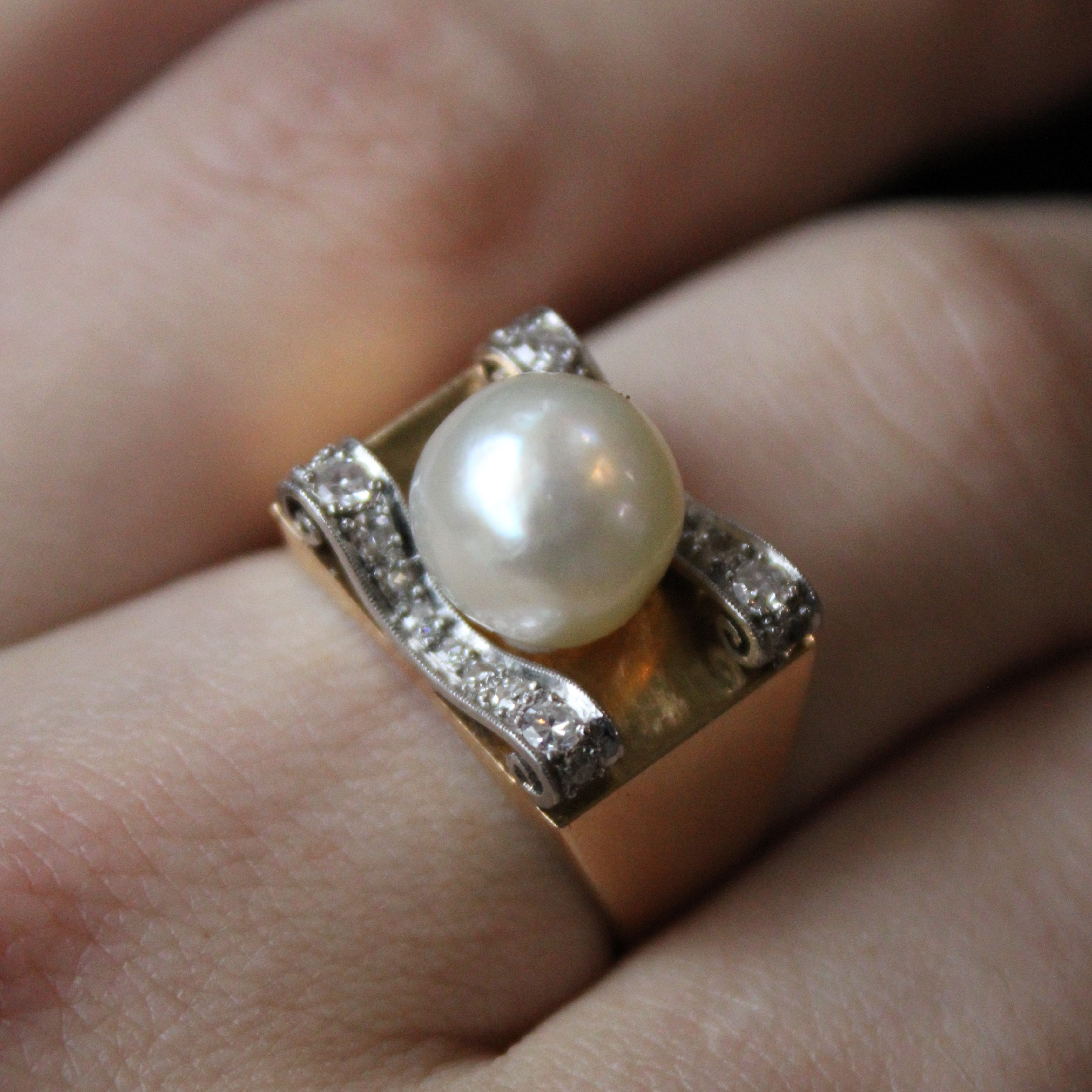 Milgrain Detailed Pearl & Diamond Ring | 0.20ctw | SZ 9.5 |
