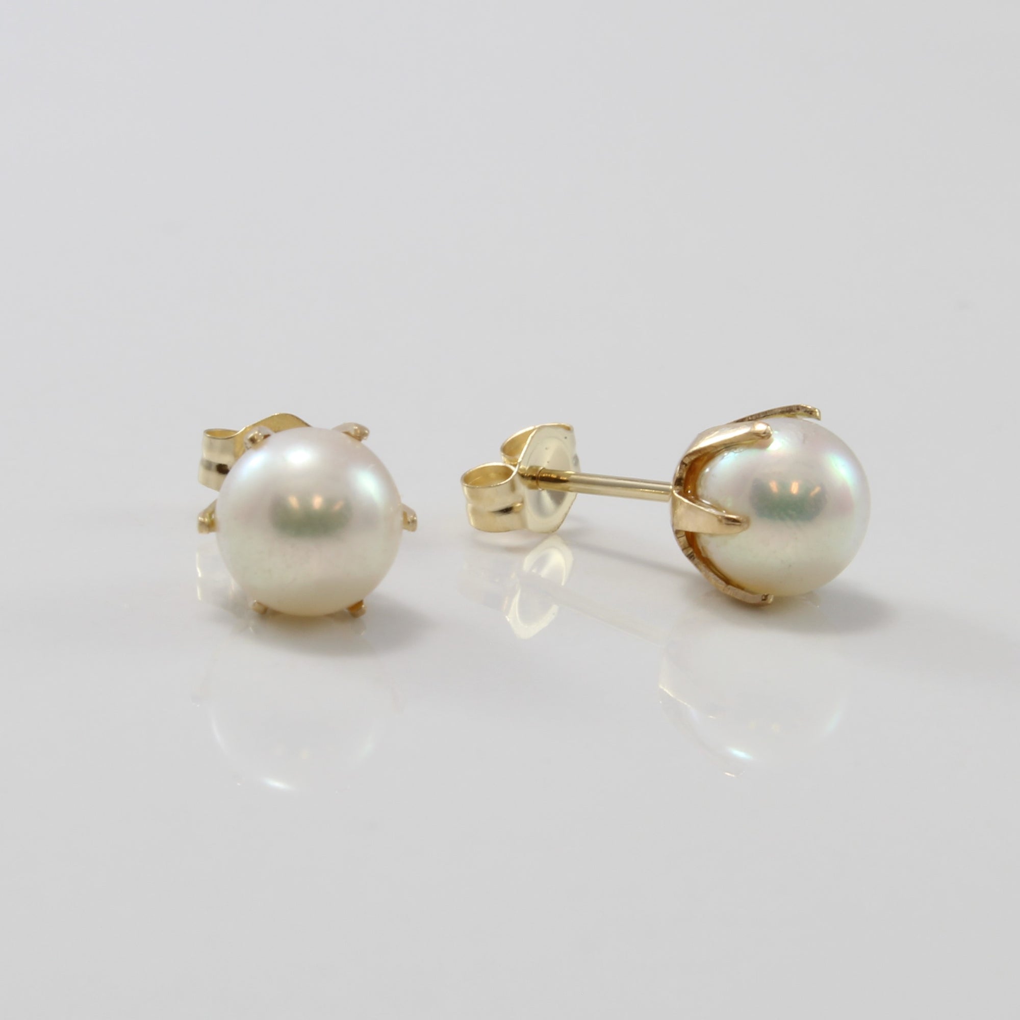 Pearl Stud Earrings | 3.40 ctw |