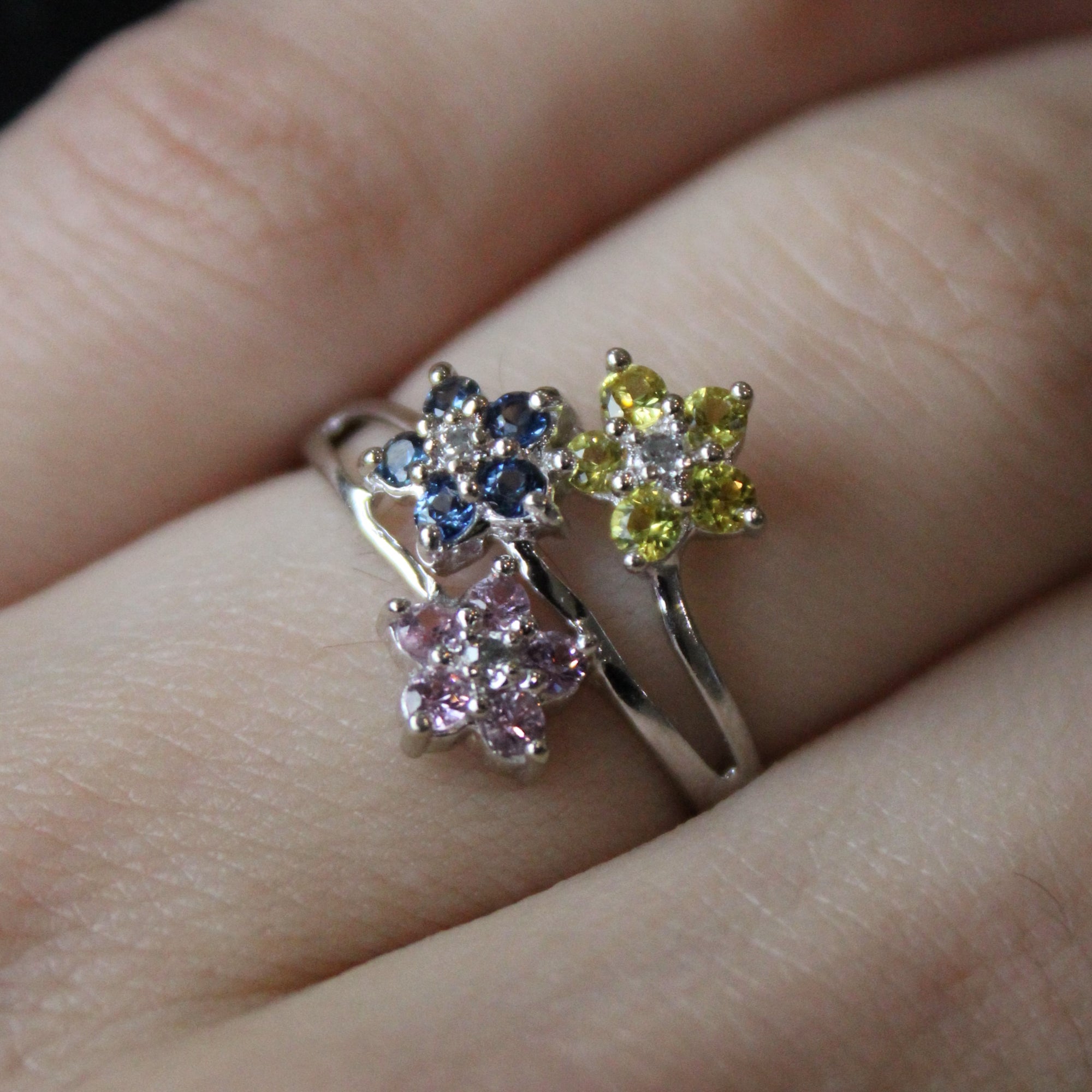 Multi Colour Sapphire Floral Ring | 0.45ctw, 0.02ctw | SZ 7.25 |