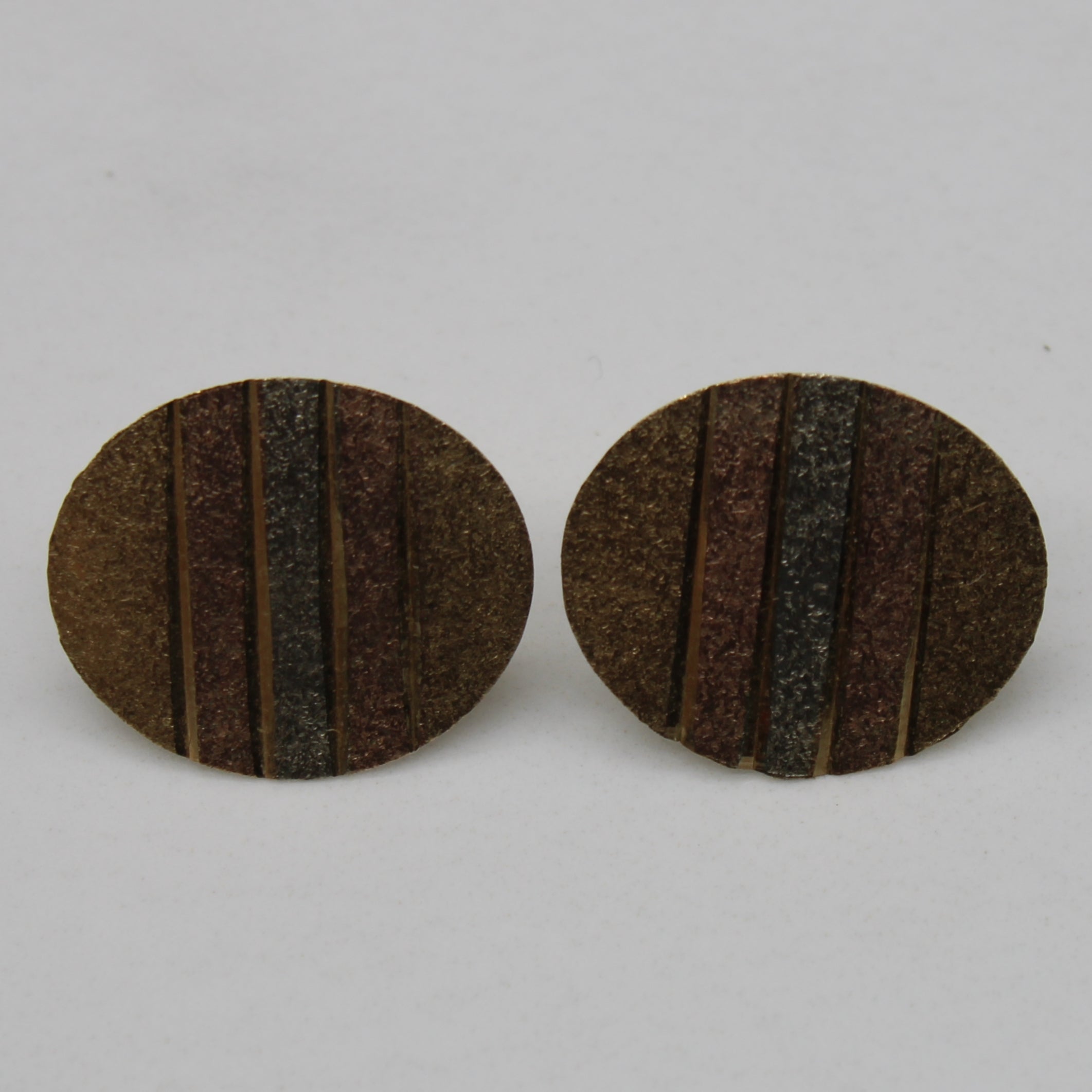 Clous ovales tricolores | 