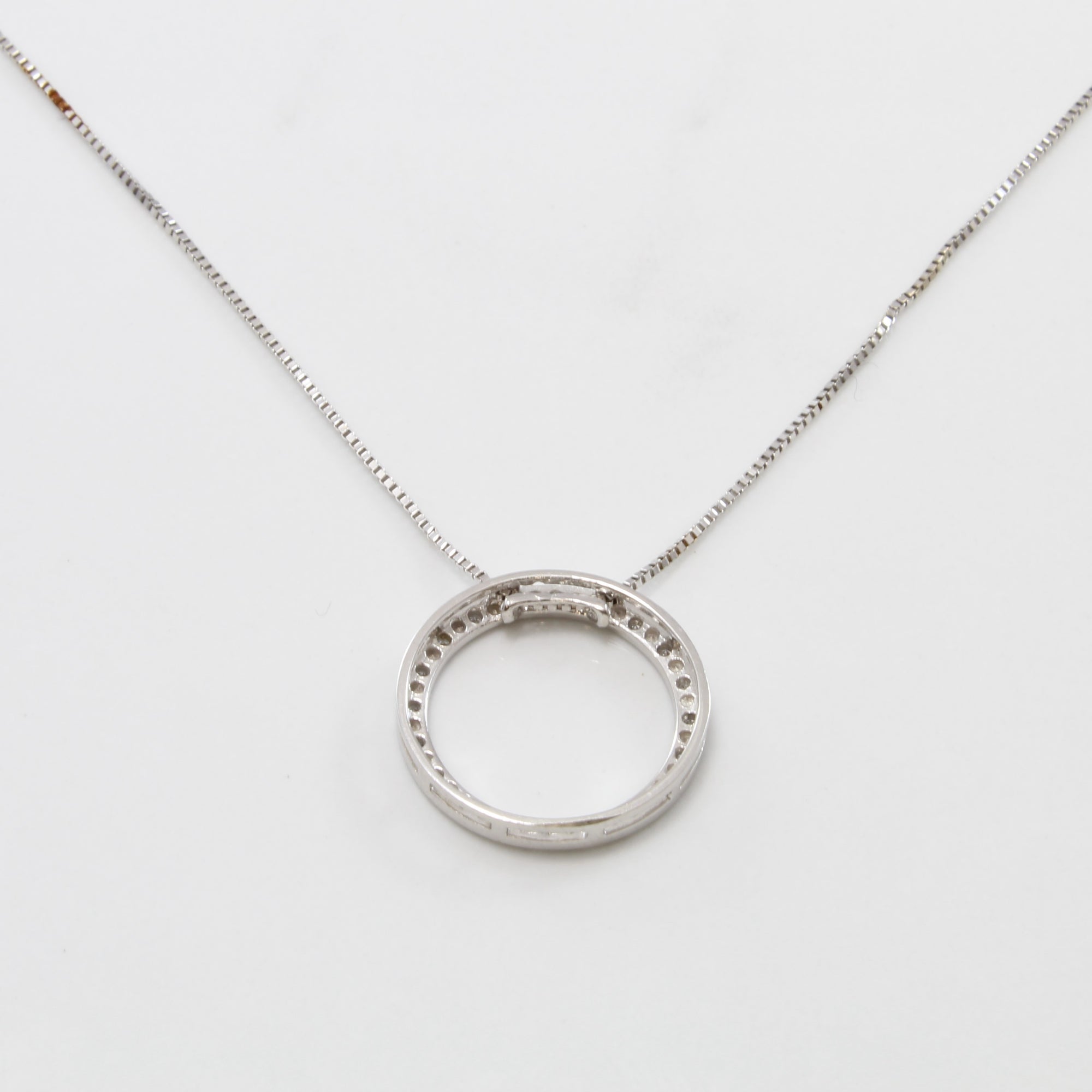 Diamond Circle Necklace | 0.05ctw | 18