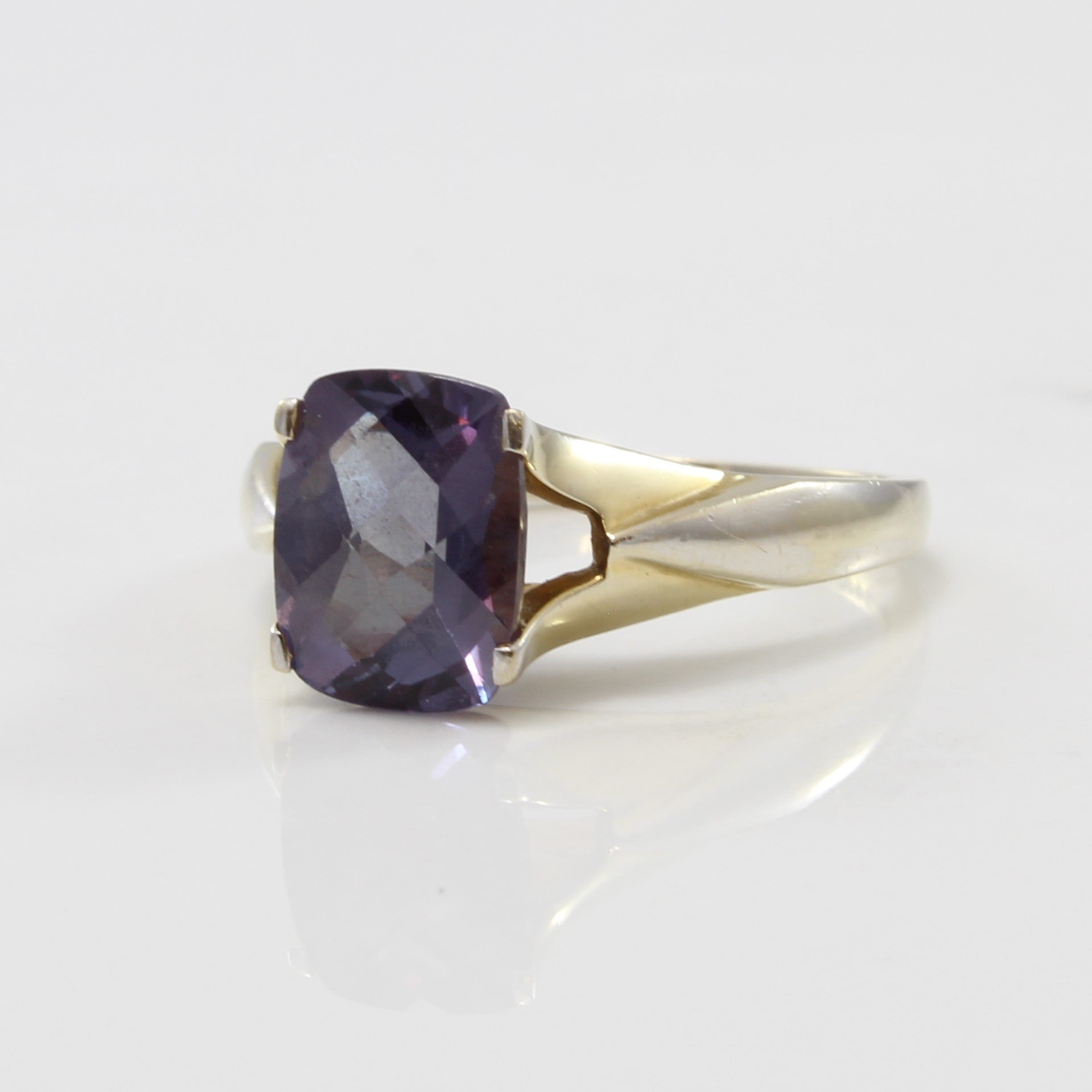 Synthetic Alexandrite Solitaire Ring | 2.15ct | SZ 6 |