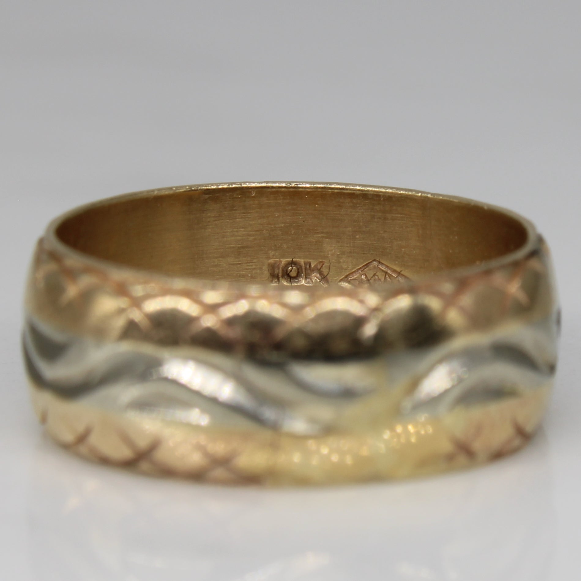 Two Tone Gold Patterned Ring | SZ 6.75 |