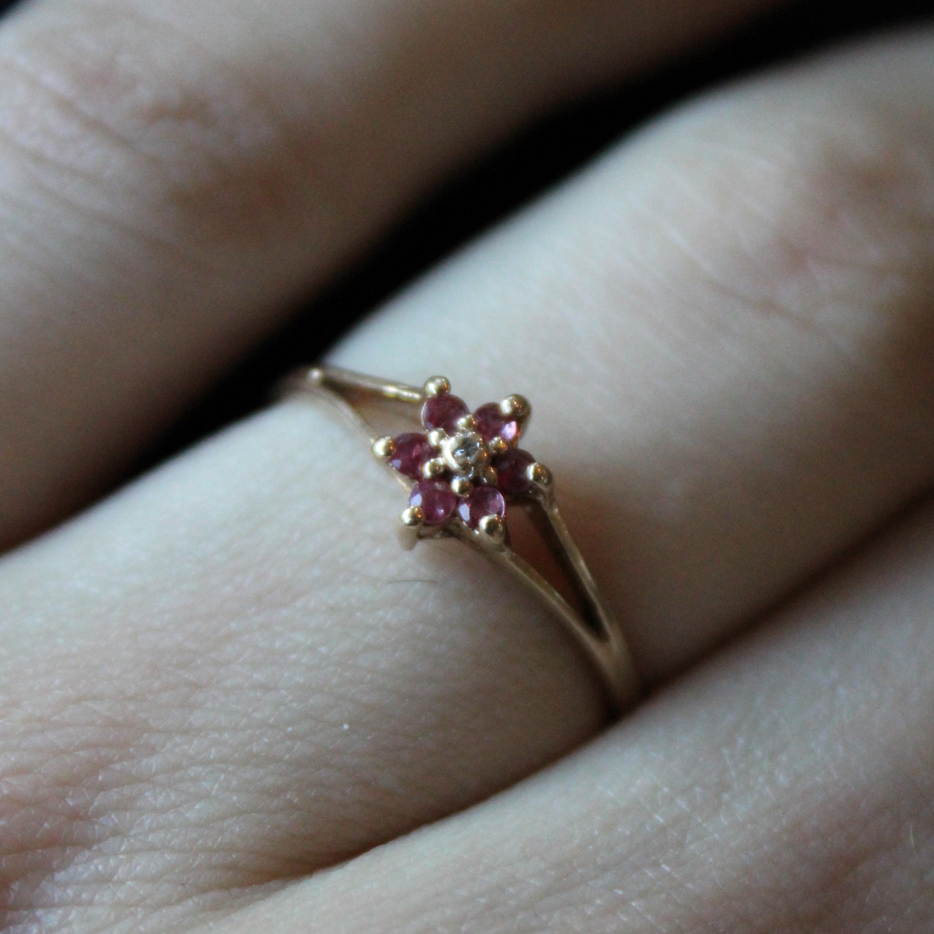 Ruby & Diamond Cluster Ring | 0.09ctw, 0.01ct | SZ 7.25 |