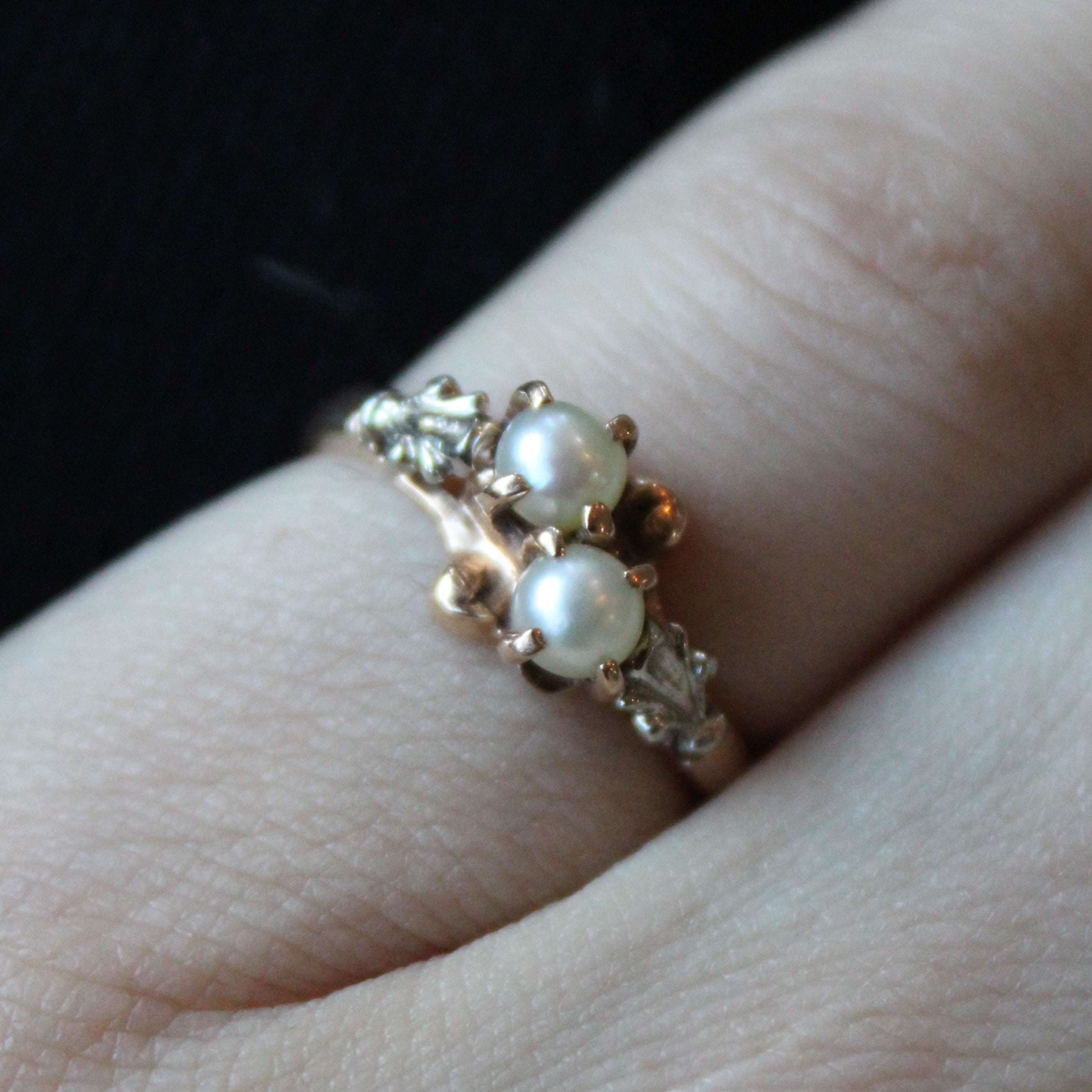 Bague rétro bicolore perle avec fermoir contourné | Taille 5,5 | 