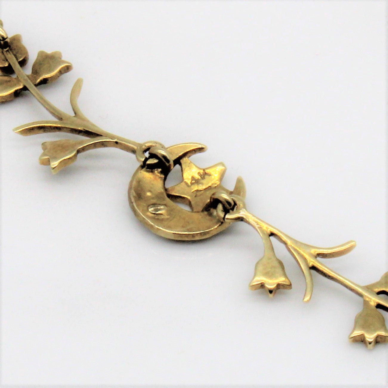 Art Nouveau Floral Seed Pearl Necklace | 16