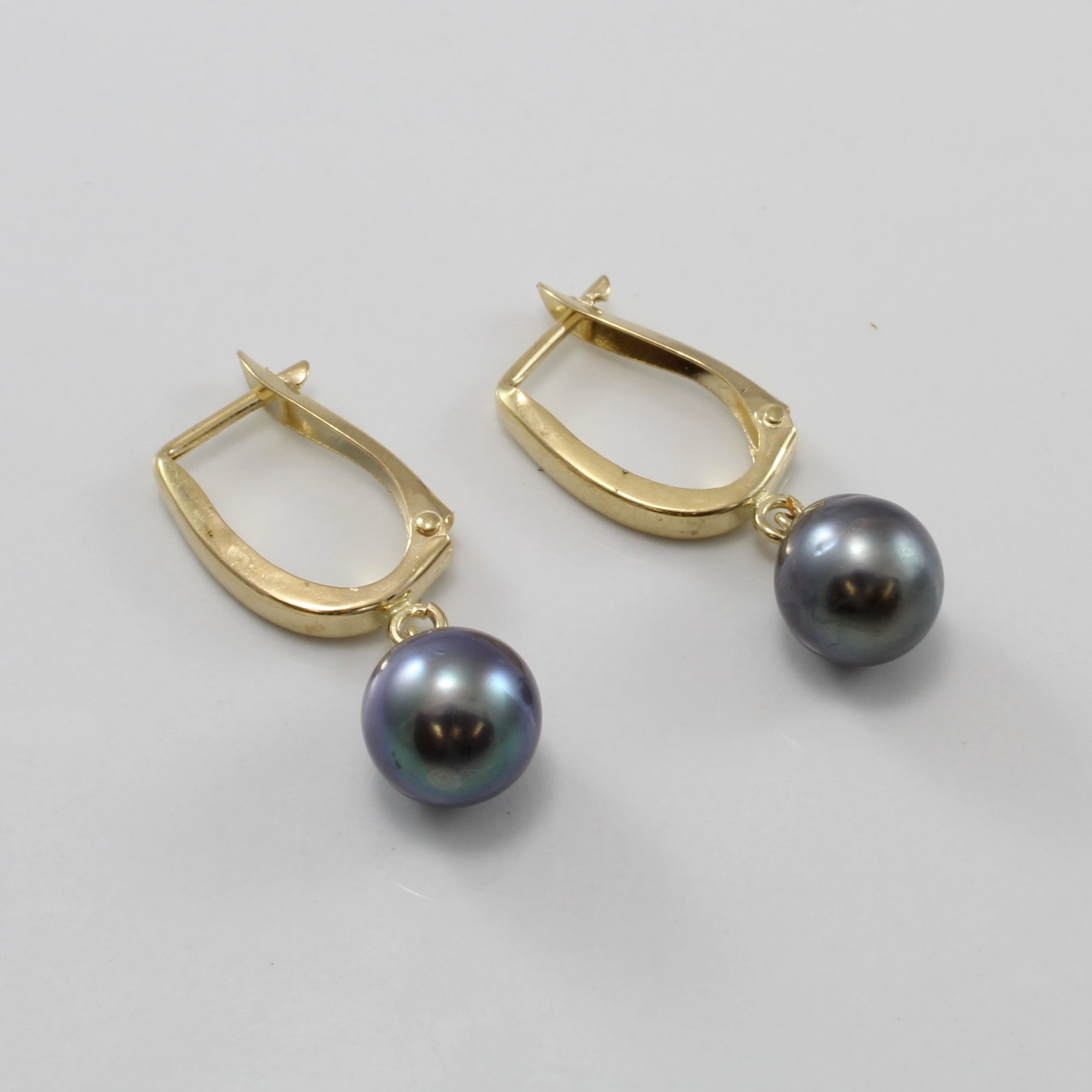 Tahitian Pearl Drop Earrings | 9.00ctw |