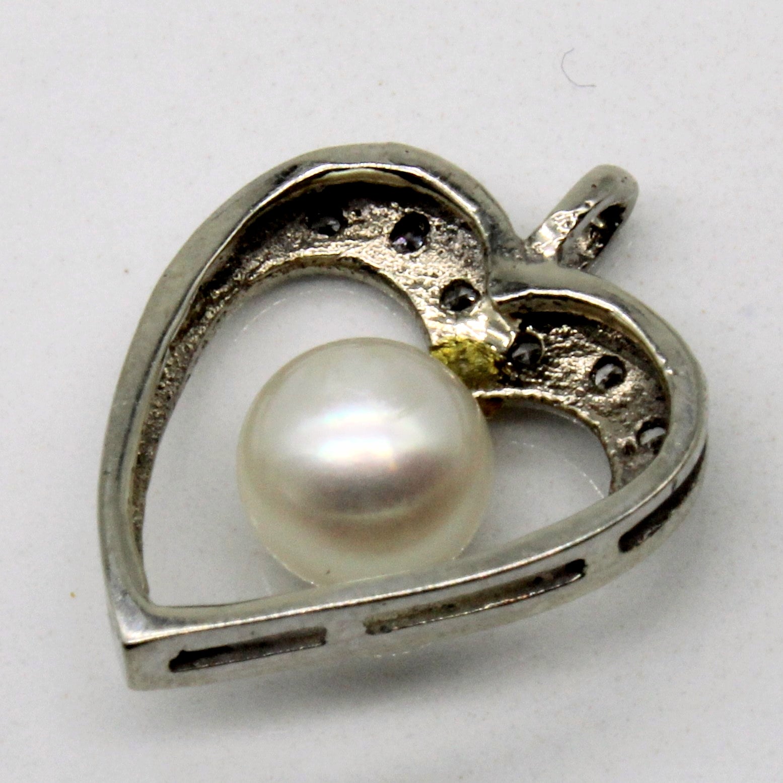Pearl & Diamond Heart Pendant | 0.04ctw |
