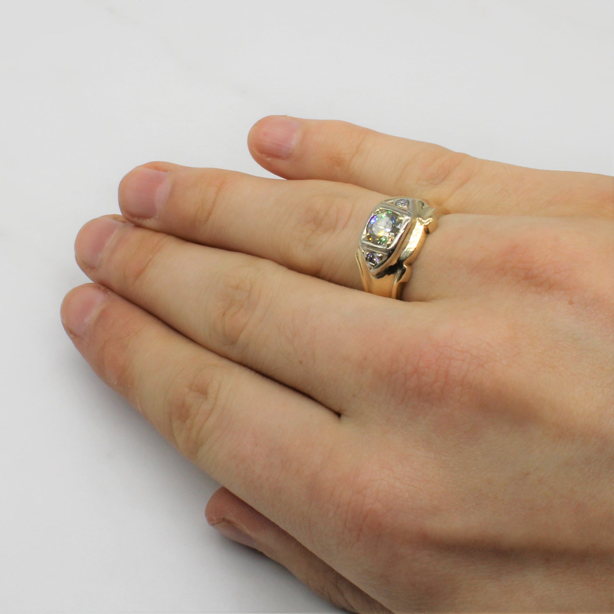 Three Stone Round Brilliant Diamond Ring | 1.14ctw | SZ 8.5 |