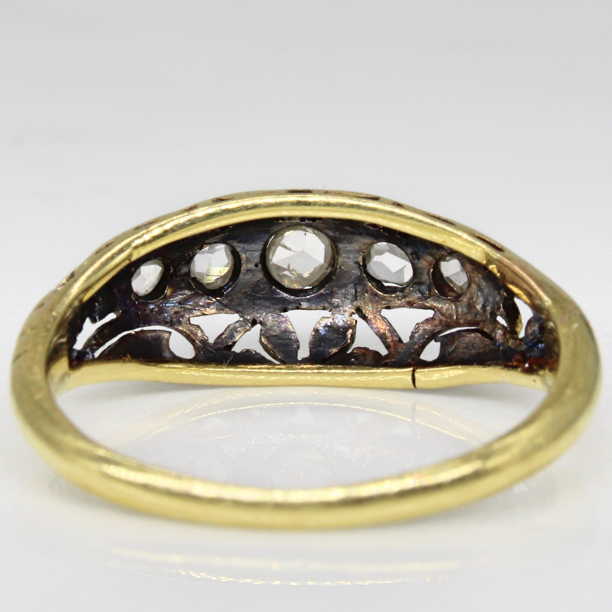 Bague victorienne à trois diamants | 0,07 ct | Taille 7 | 