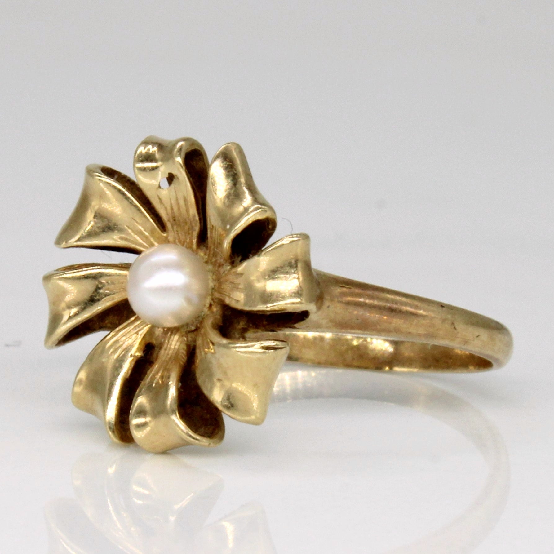 Pearl Bow Design Ring | SZ 6 |