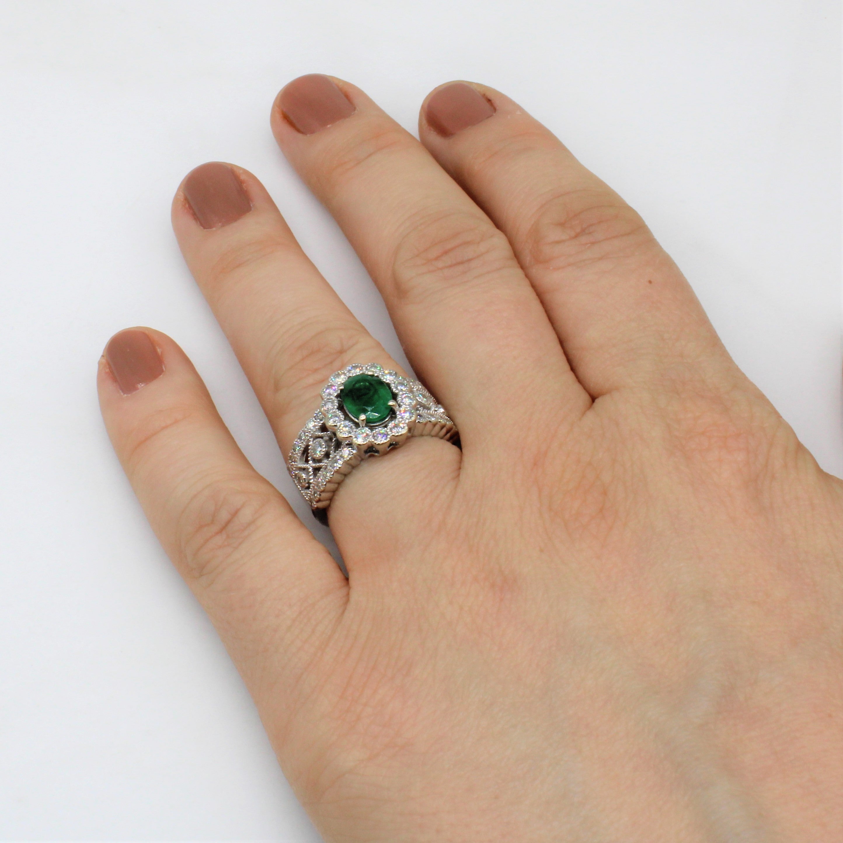 Effy' Emerald & Diamond Ring | 1.00ct, 0.60ct | SZ 7 |