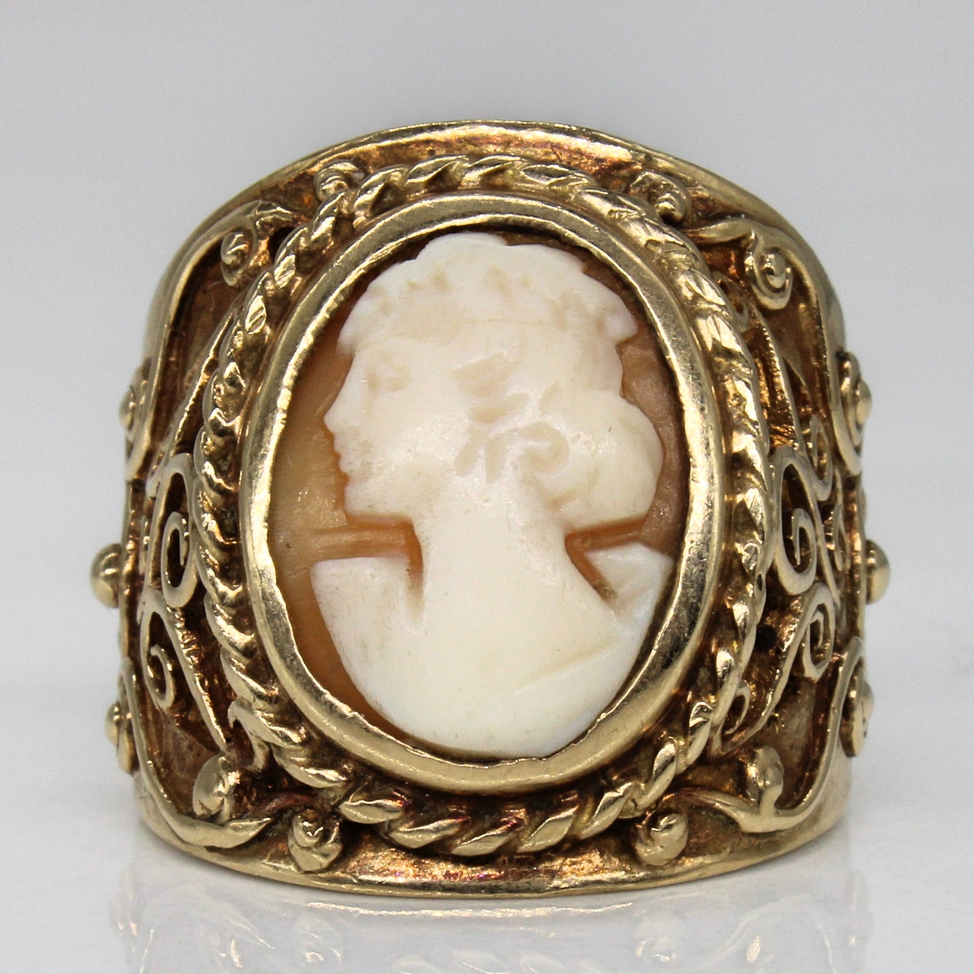 Birks' Seashell Cameo Ornate Ring | 2.60ct | SZ 7.25 |