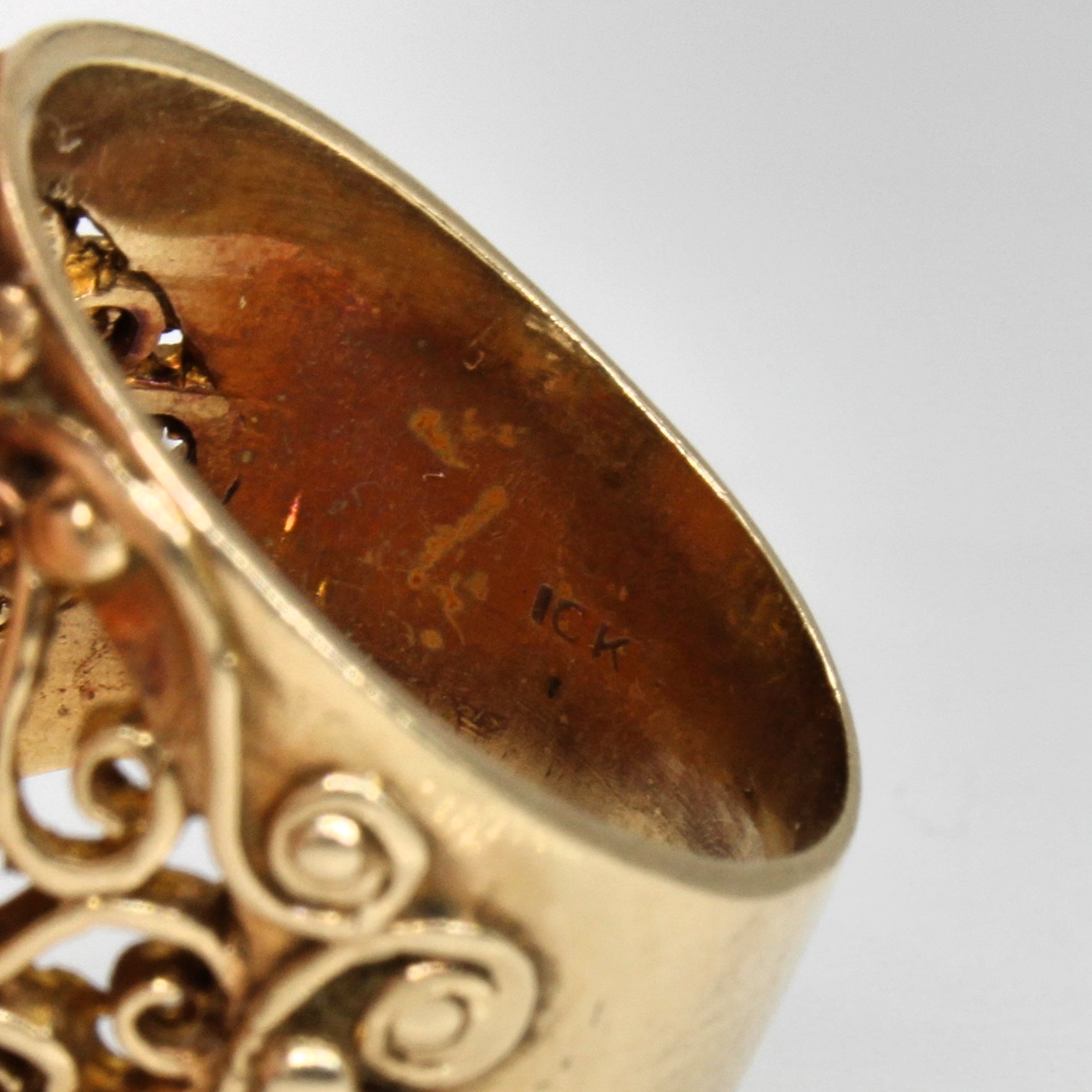 Birks' Seashell Cameo Ornate Ring | 2.60ct | SZ 7.25 |