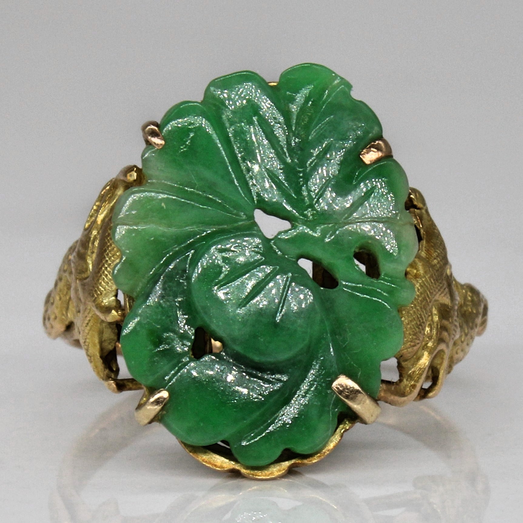 Carved Jadeite Cocktail Ring | 2.90ct | SZ 7.25 |