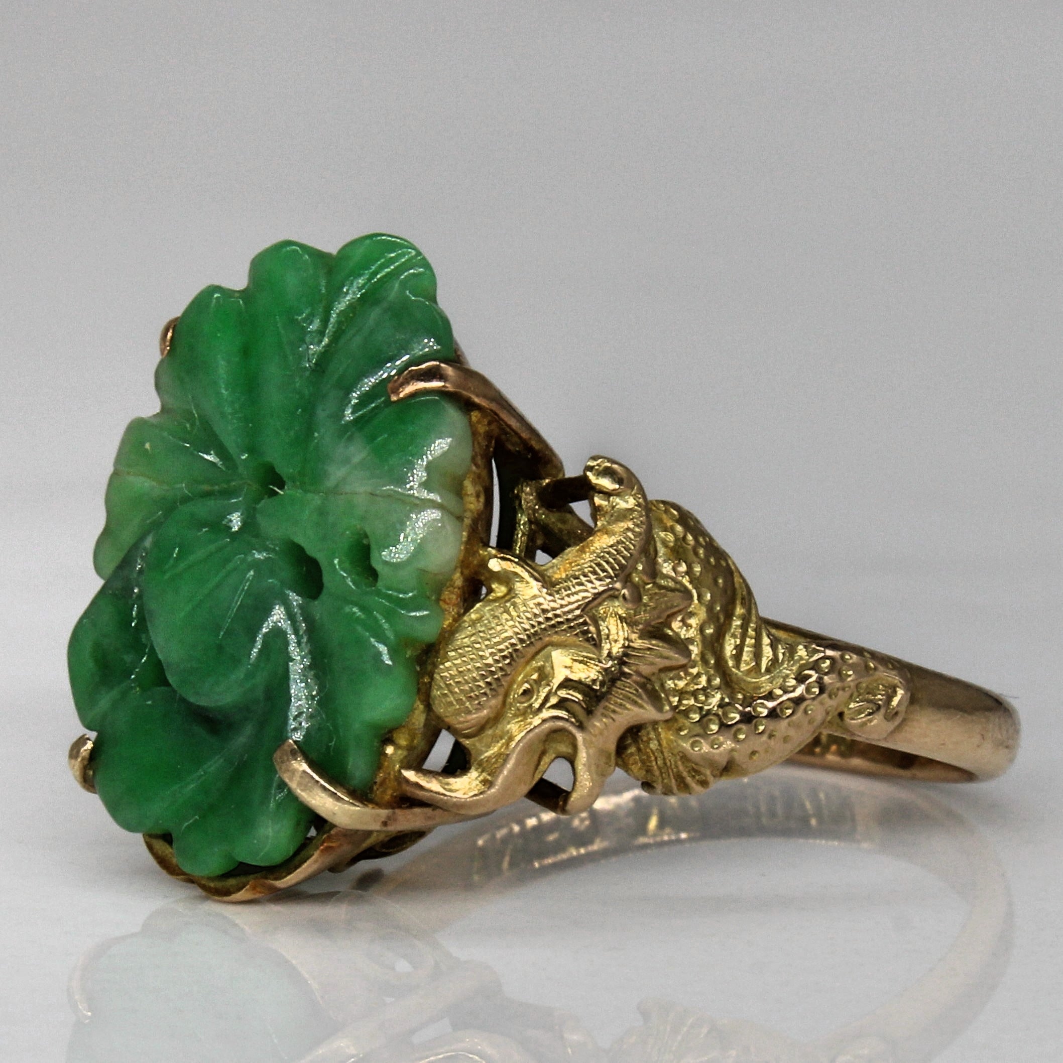 Carved Jadeite Cocktail Ring | 2.90ct | SZ 7.25 |
