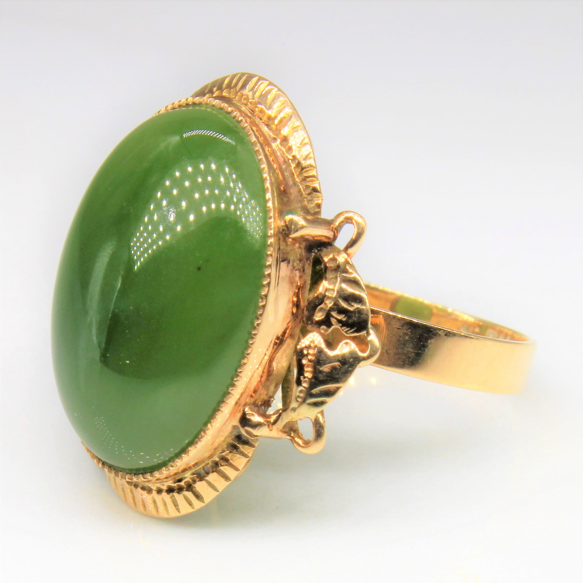 Nephrite Jade Cabochon Cocktail Ring | 8.75ct | SZ 5.5 |