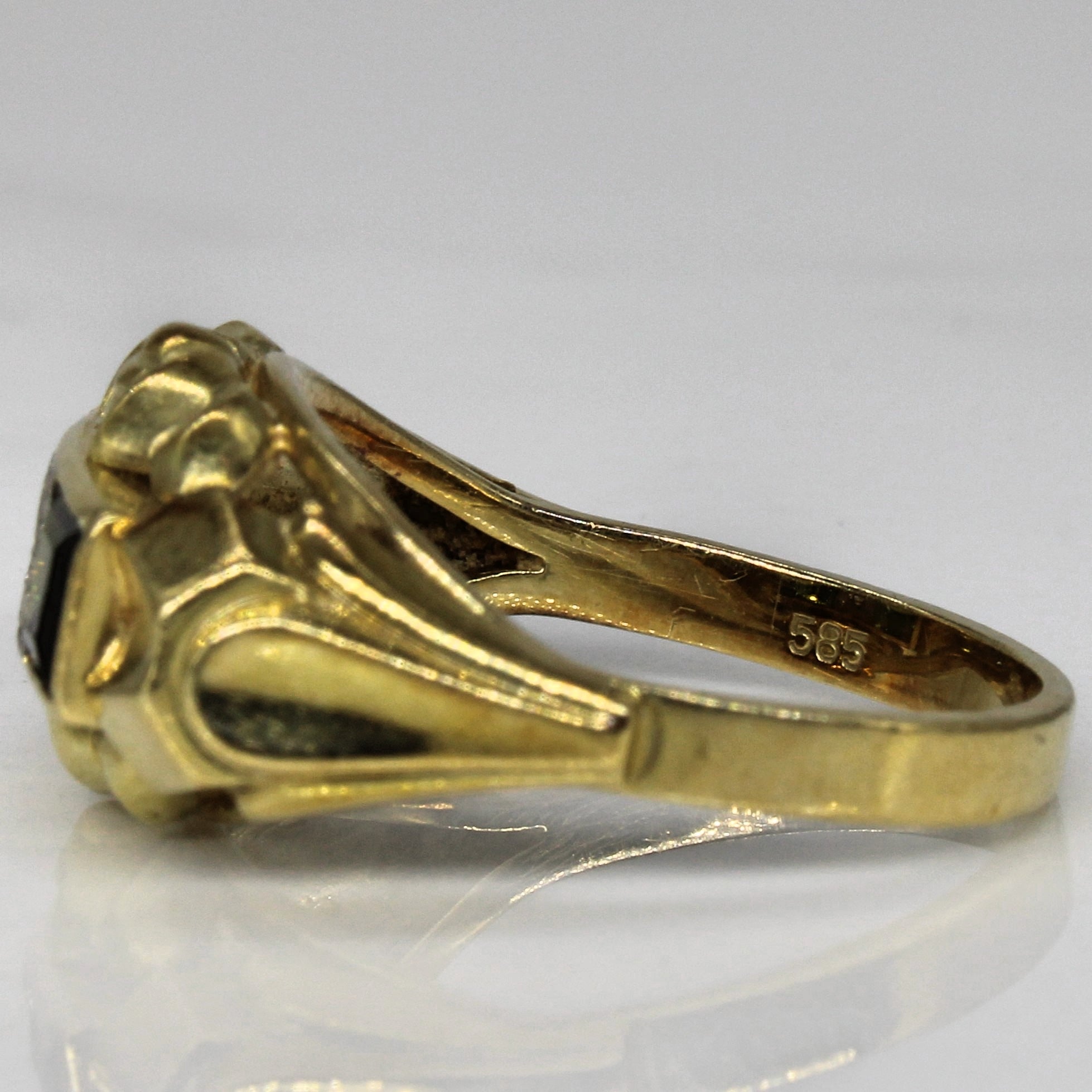 Tourmaline & Diamond Art Deco Style Ring | 0.54ctw, 0.01ct | SZ 6.25 |