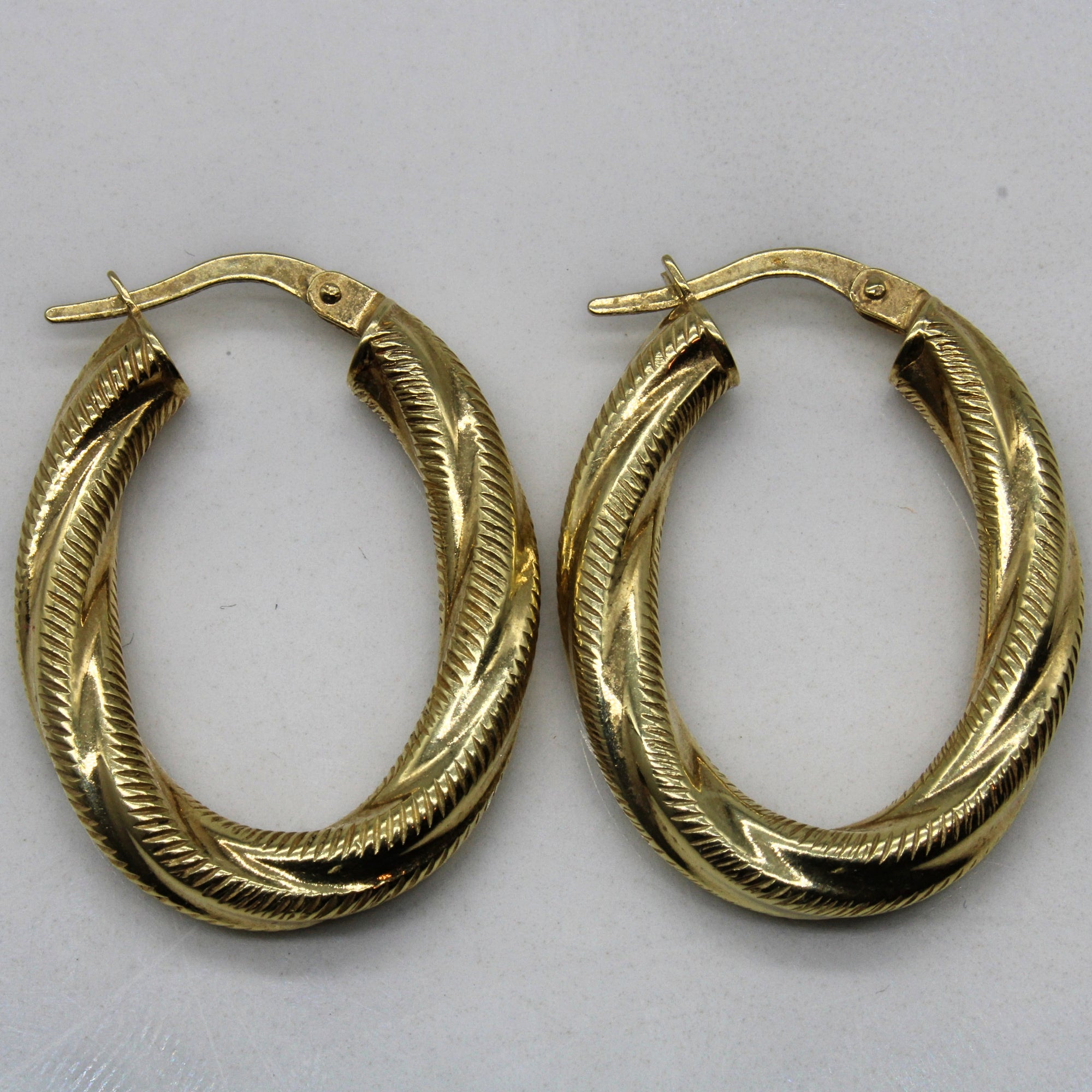 Twisted Patterned Oval Hoops |