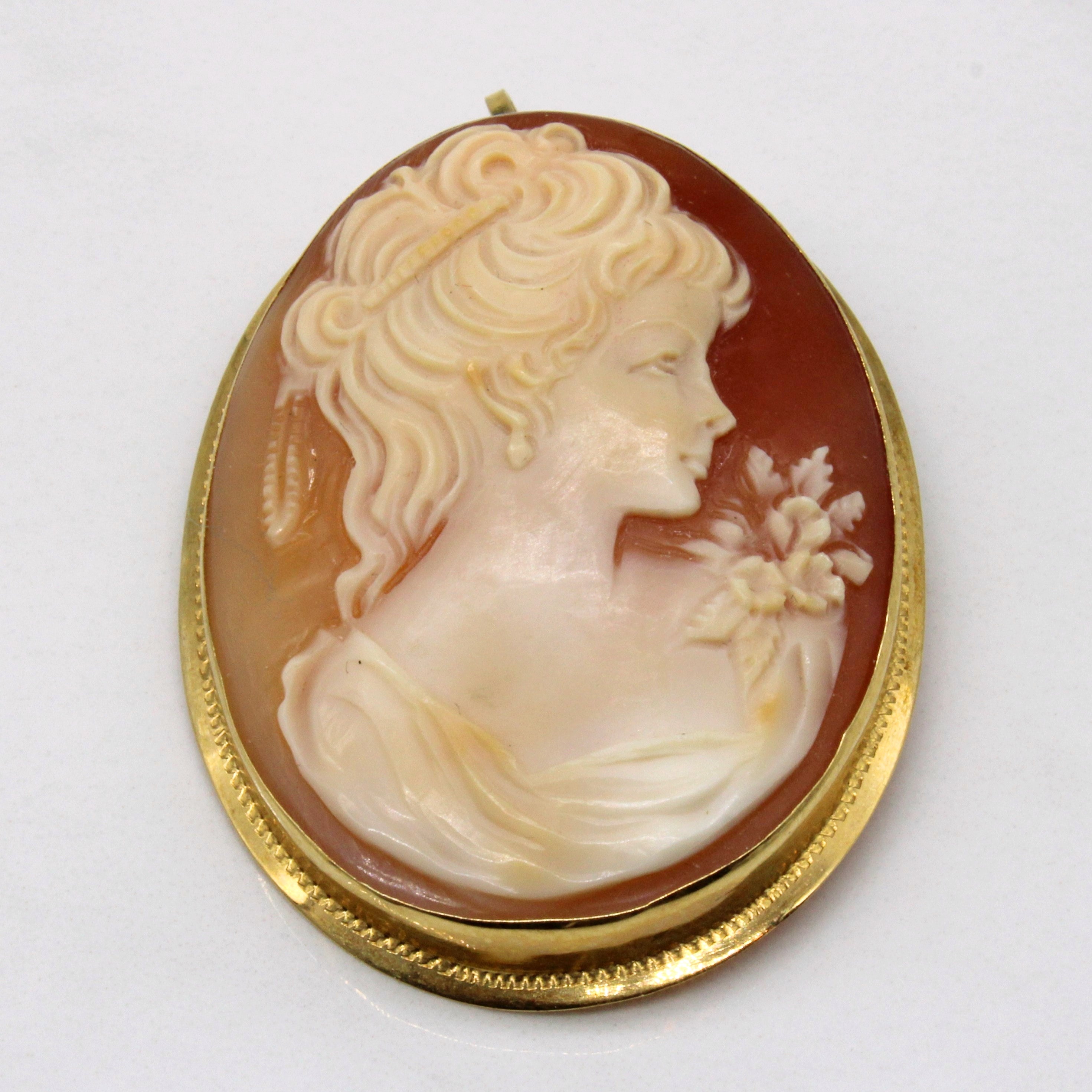 Carved Shell Cameo Pendant | 20.00ct | – 100 Ways