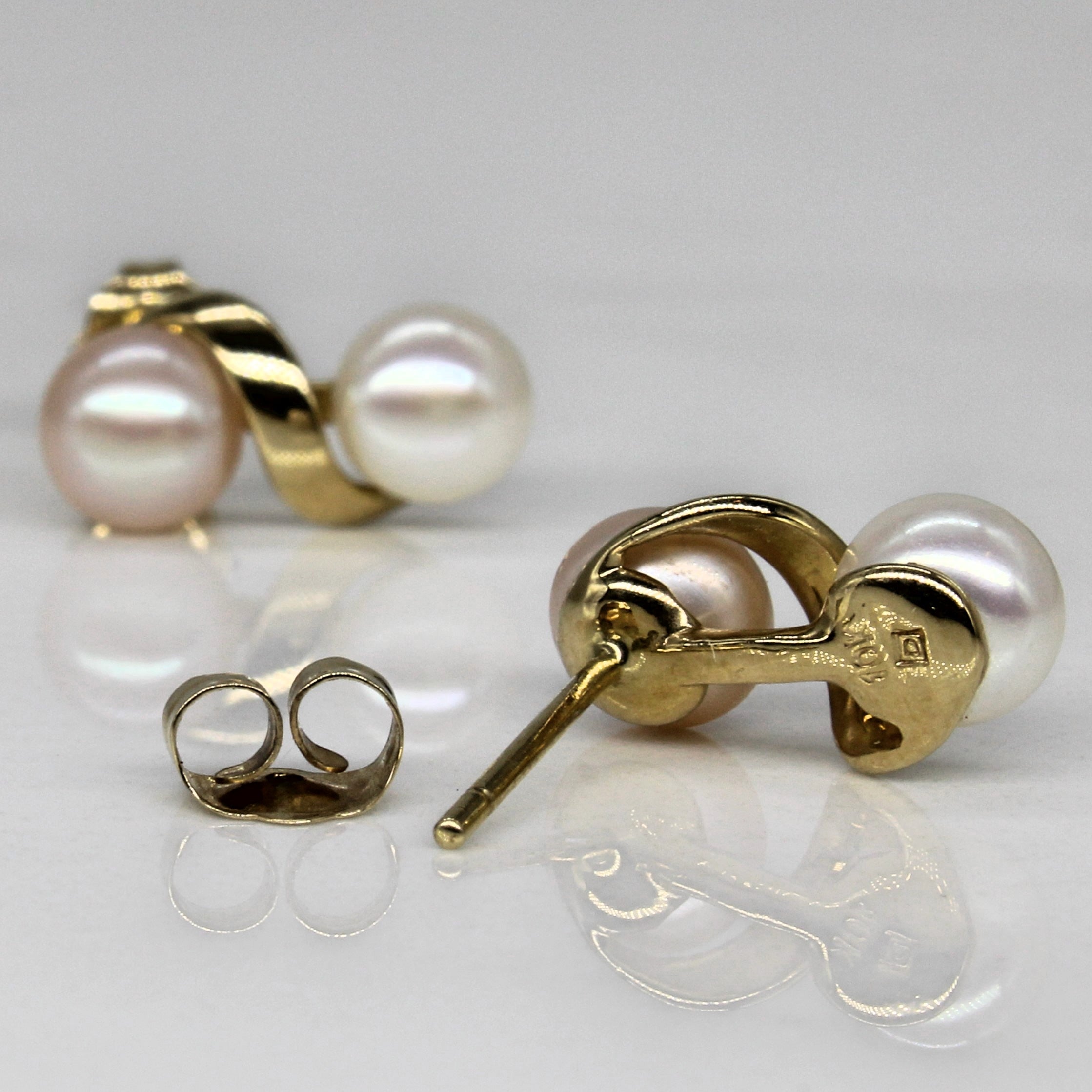 Two Tone Pearl Earrings |