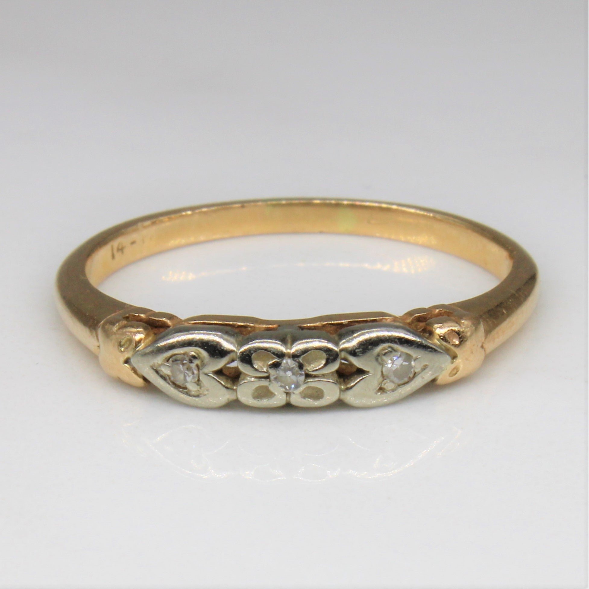 1940s Diamond Wedding Band | 0.015ctw | SZ 5.25 |