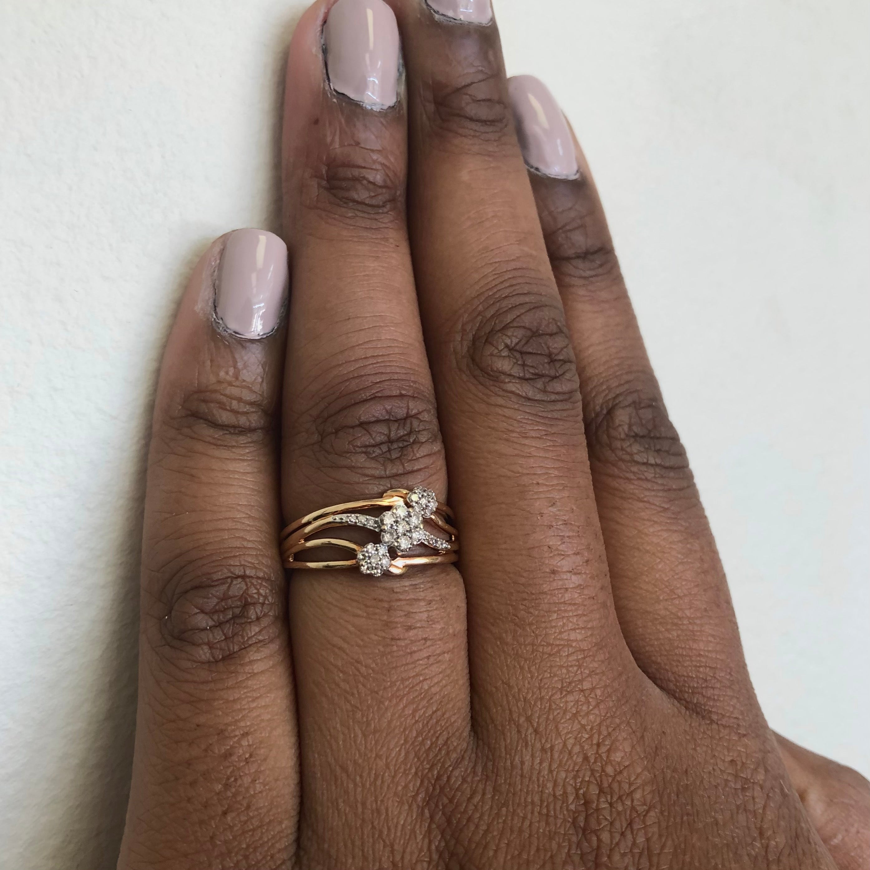 Floral Cluster Diamond Split Shank Ring | 0.25ctw | SZ 7.5 |