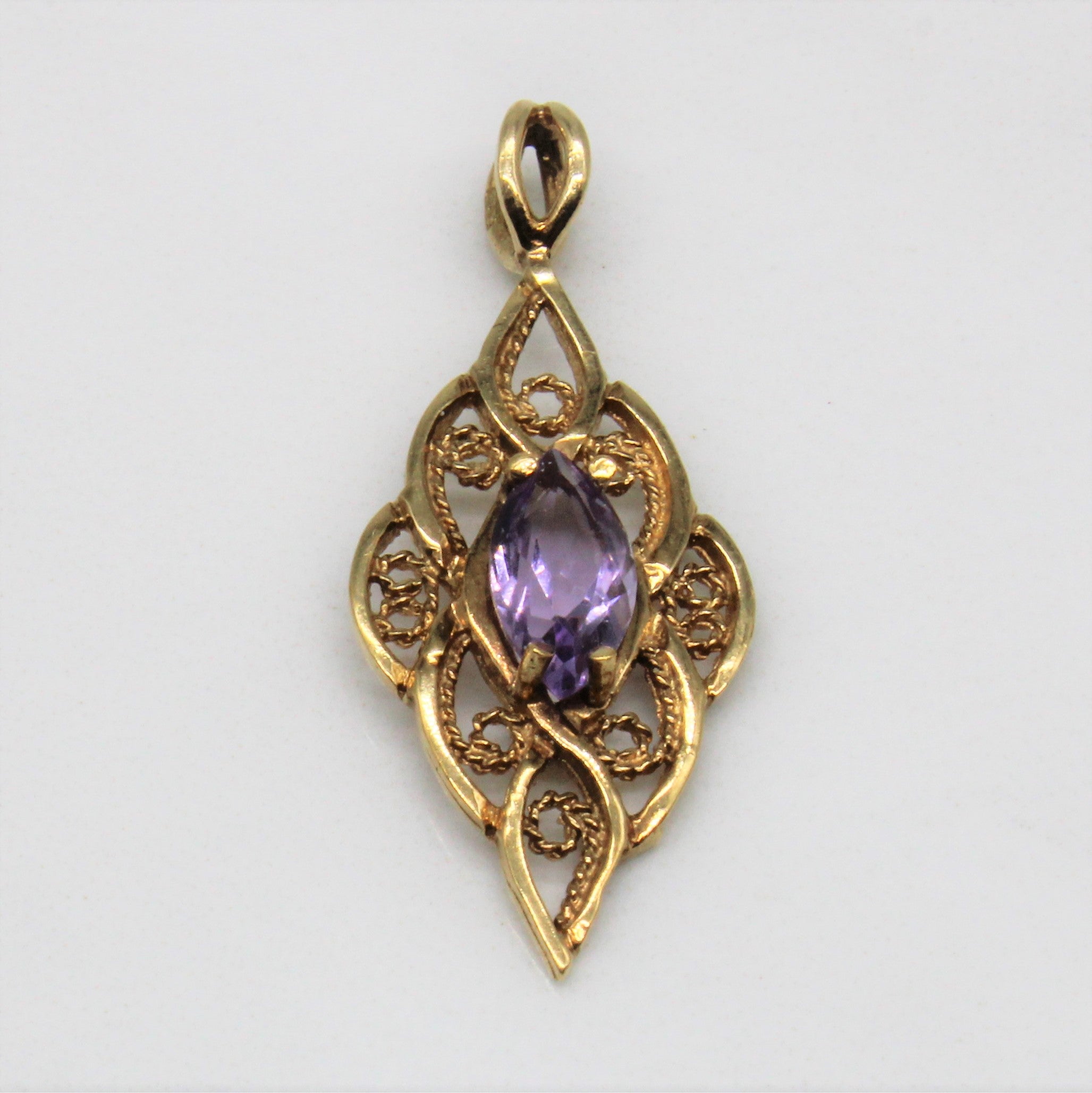 1960s Filigree Amethyst Pendant | 0.45ct |