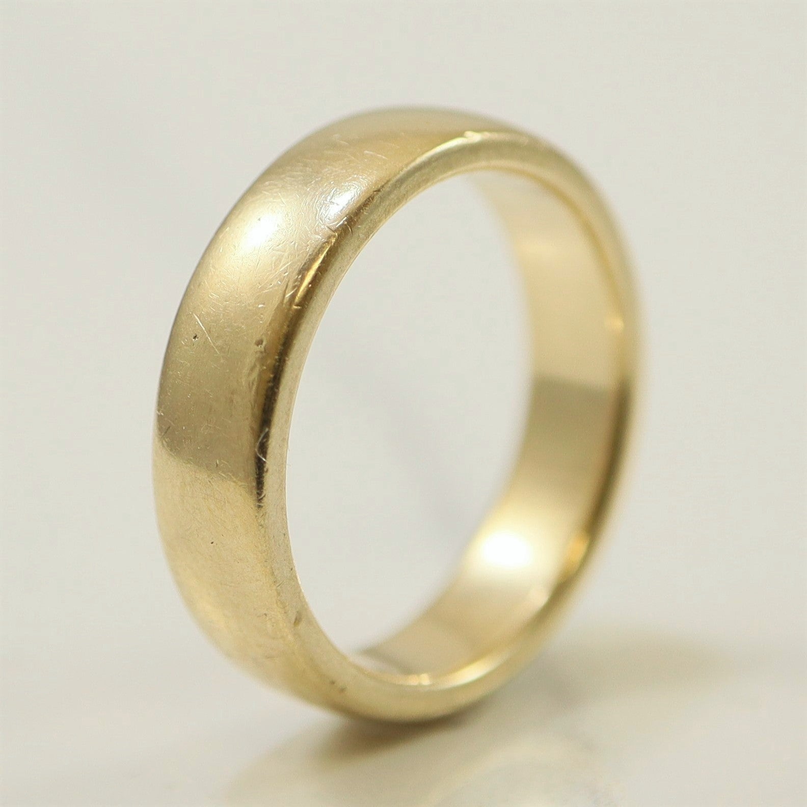 Classic Gold Band | SZ 7.25 |