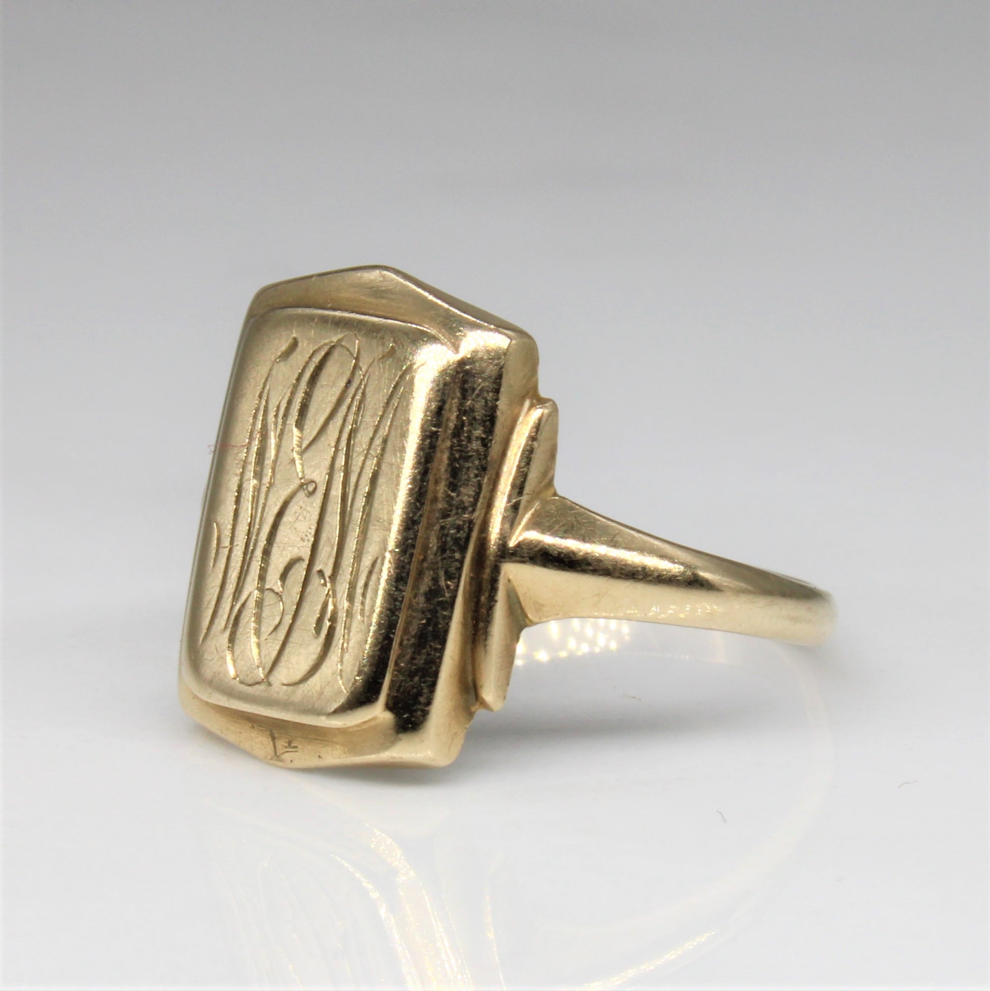 1930s Engraved 'MEM' Signet Ring | SZ 6 |