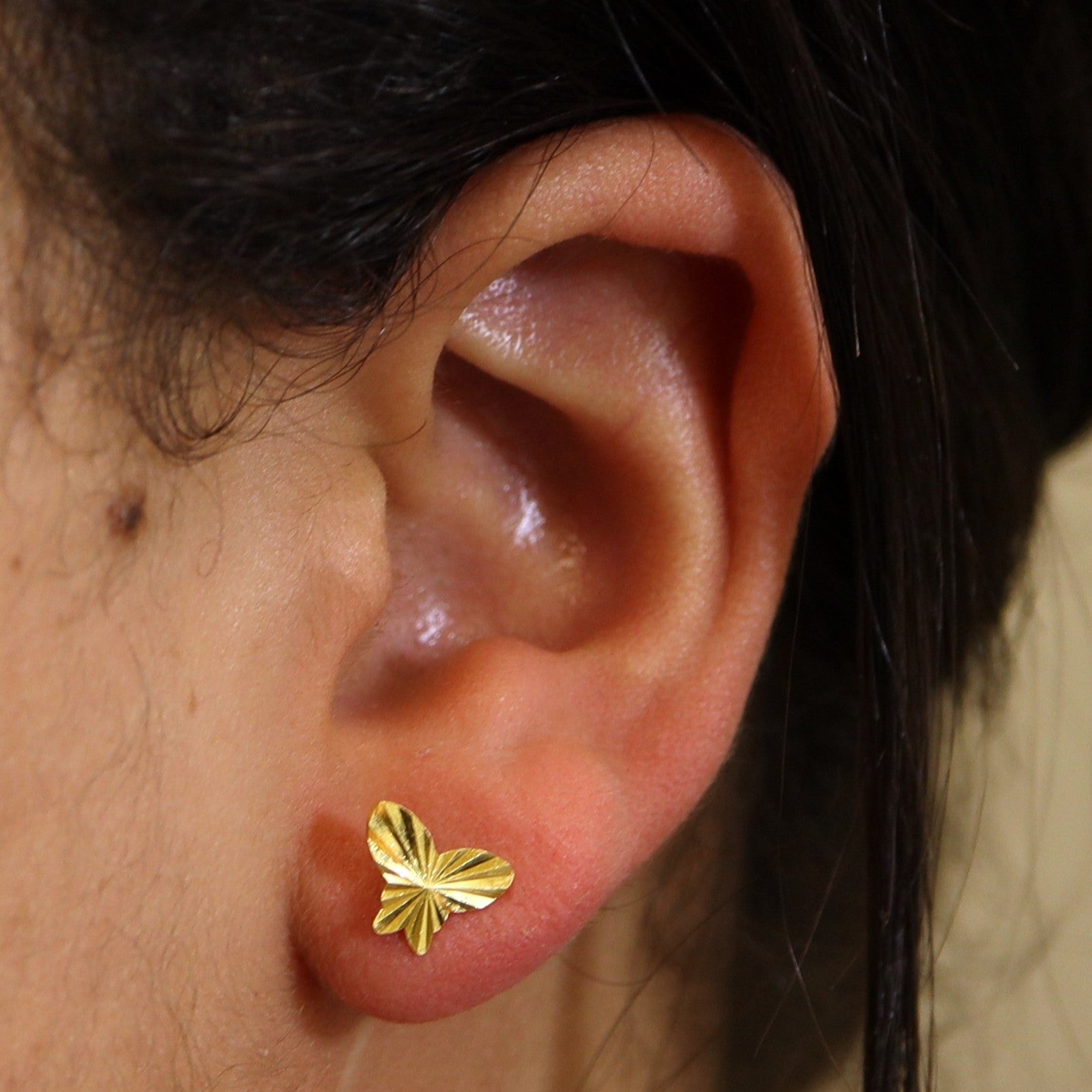 24k Yellow Gold Butterfly Stud Earrings |