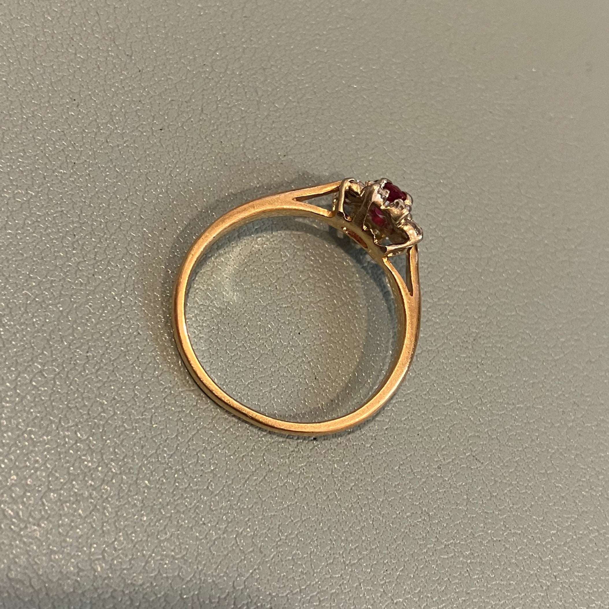 Ruby & Diamond Halo Ring | 0.26ct, 0.16ctw | SZ 6.5 |